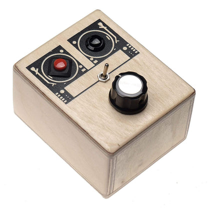 BrandNewNoise Loopy Lou Voice Recorder with Loop Switch Effects and Pedals / Loop Pedals and Samplers