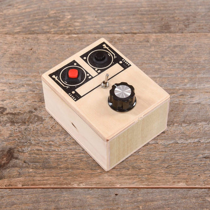 BrandNewNoise Loopy Lou Voice Recorder with Loop Switch Effects and Pedals / Loop Pedals and Samplers