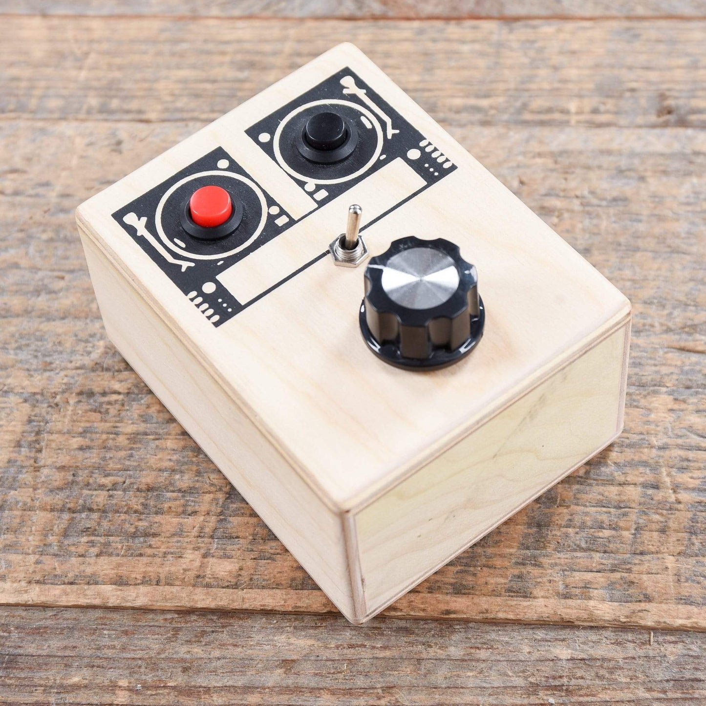 BrandNewNoise Loopy Lou Voice Recorder with Loop Switch Effects and Pedals / Loop Pedals and Samplers