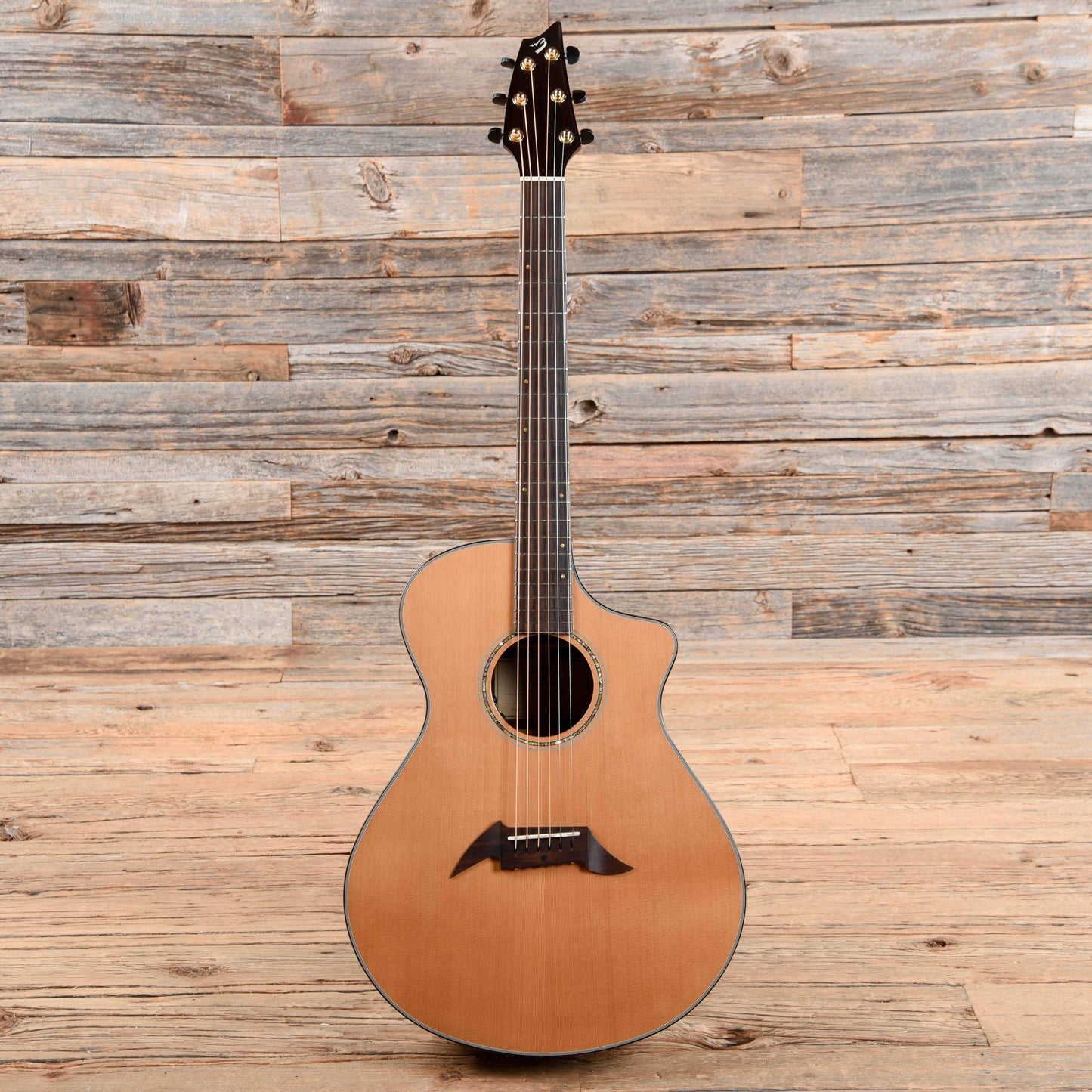 Breedlove Cascade Series C25/CRe Natural Acoustic Guitars / Concert
