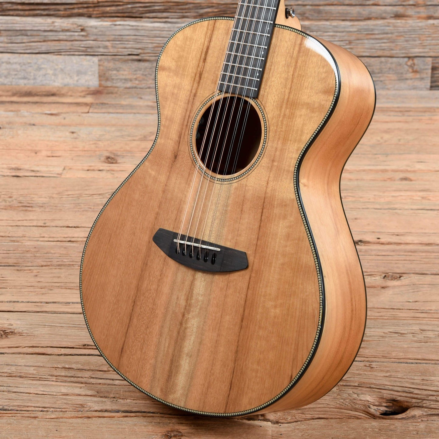 Breedlove Oregon Concert E Myrtlewood Natural Acoustic Guitars / Concert