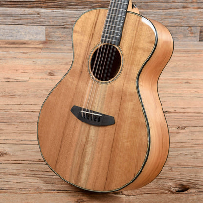 Breedlove Oregon Concert E Myrtlewood Natural Acoustic Guitars / Concert