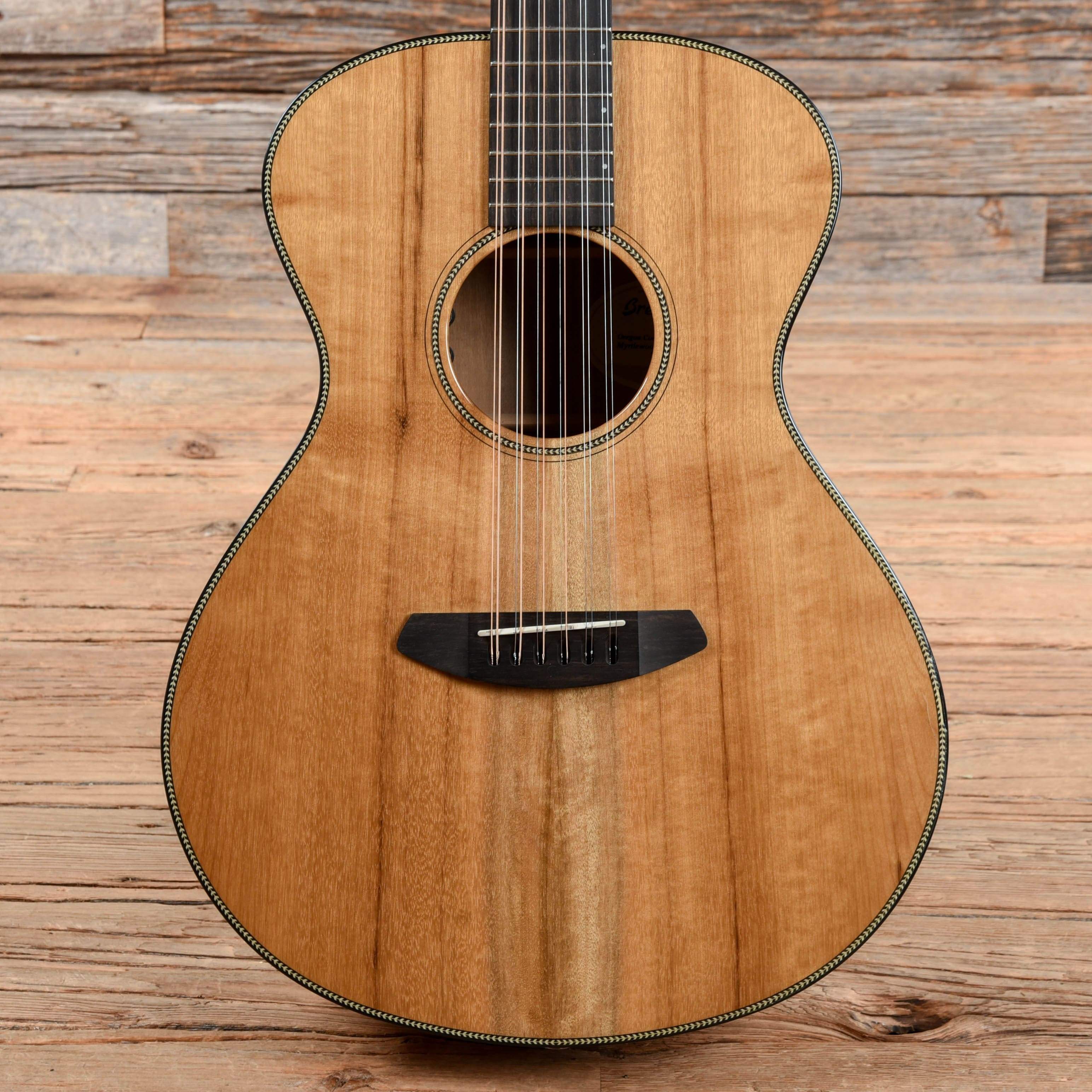 Breedlove Oregon Concert E Myrtlewood Natural Acoustic Guitars / Concert