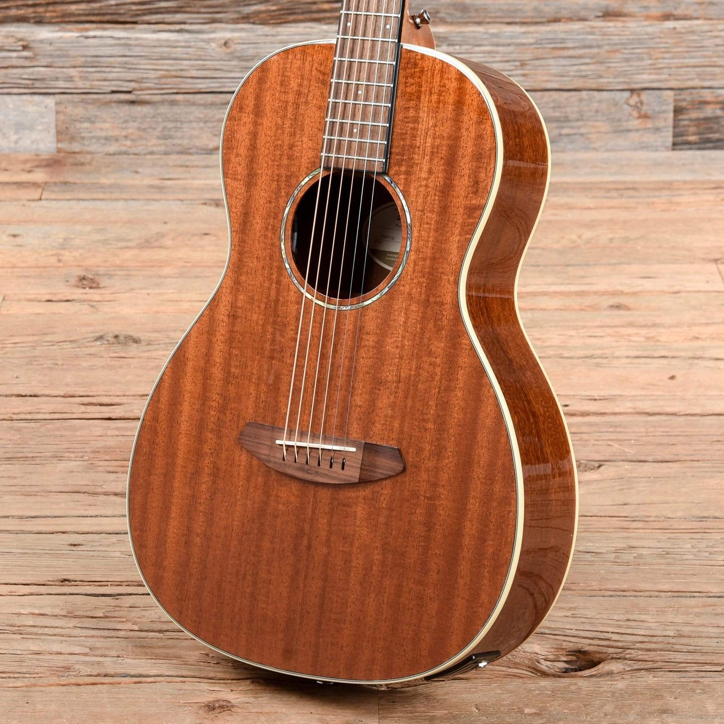 Breedlove Pursuit Parlor MH Gloss Natural 2016 Acoustic Guitars / Parlor