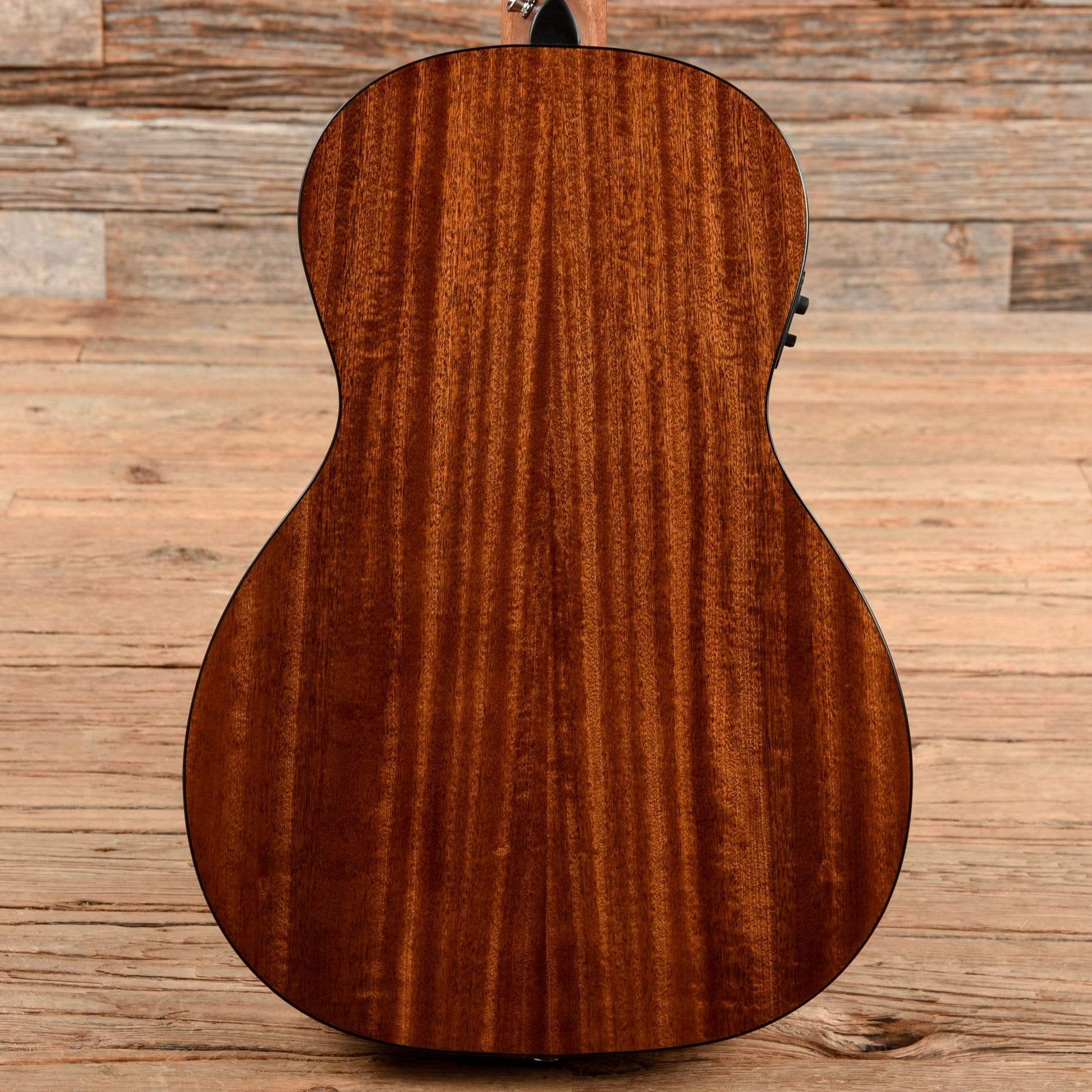 Breedlove Pursuit Parlor PSP21E Natural Acoustic Guitars / Parlor