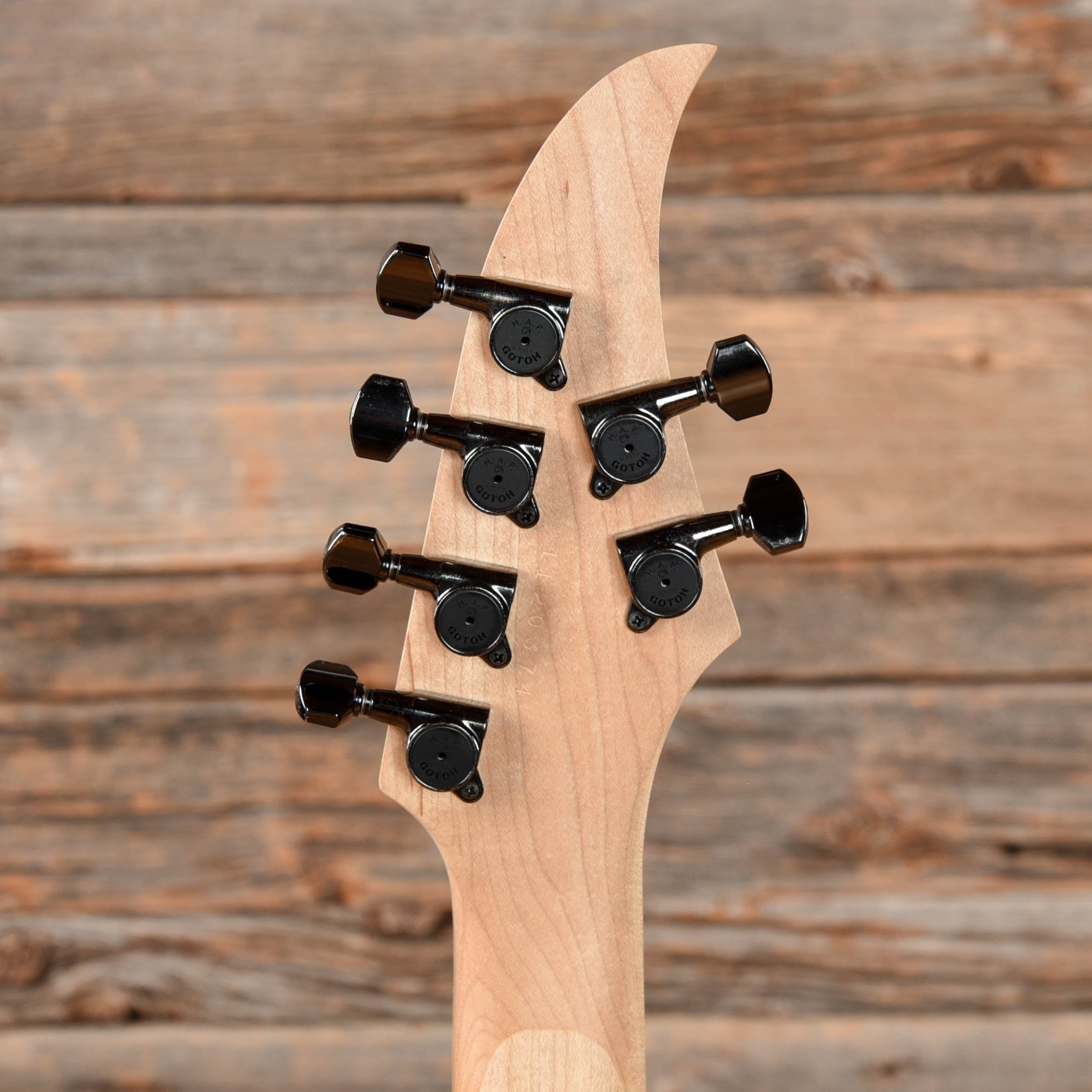 Caparison Dellinger Natural – Chicago Music Exchange