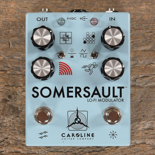 Caroline Somersault Chorus Vibrato Effects and Pedals / Chorus and Vibrato