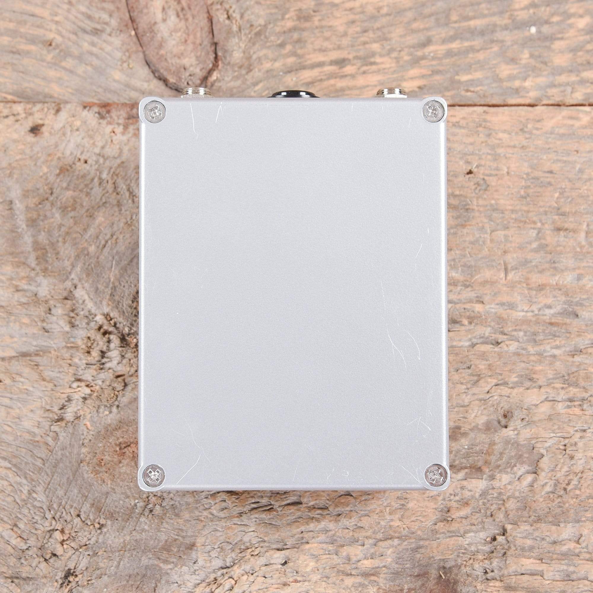 Caroline Kilobyte Lo-Fidelity Digital Delay Throwback Can Limited Edition Effects and Pedals / Delay