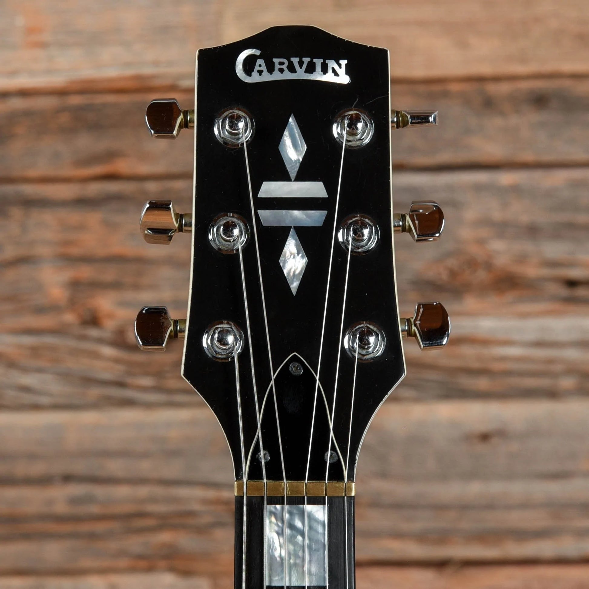 Carvin DC200 White 1982 Electric Guitars / Solid Body