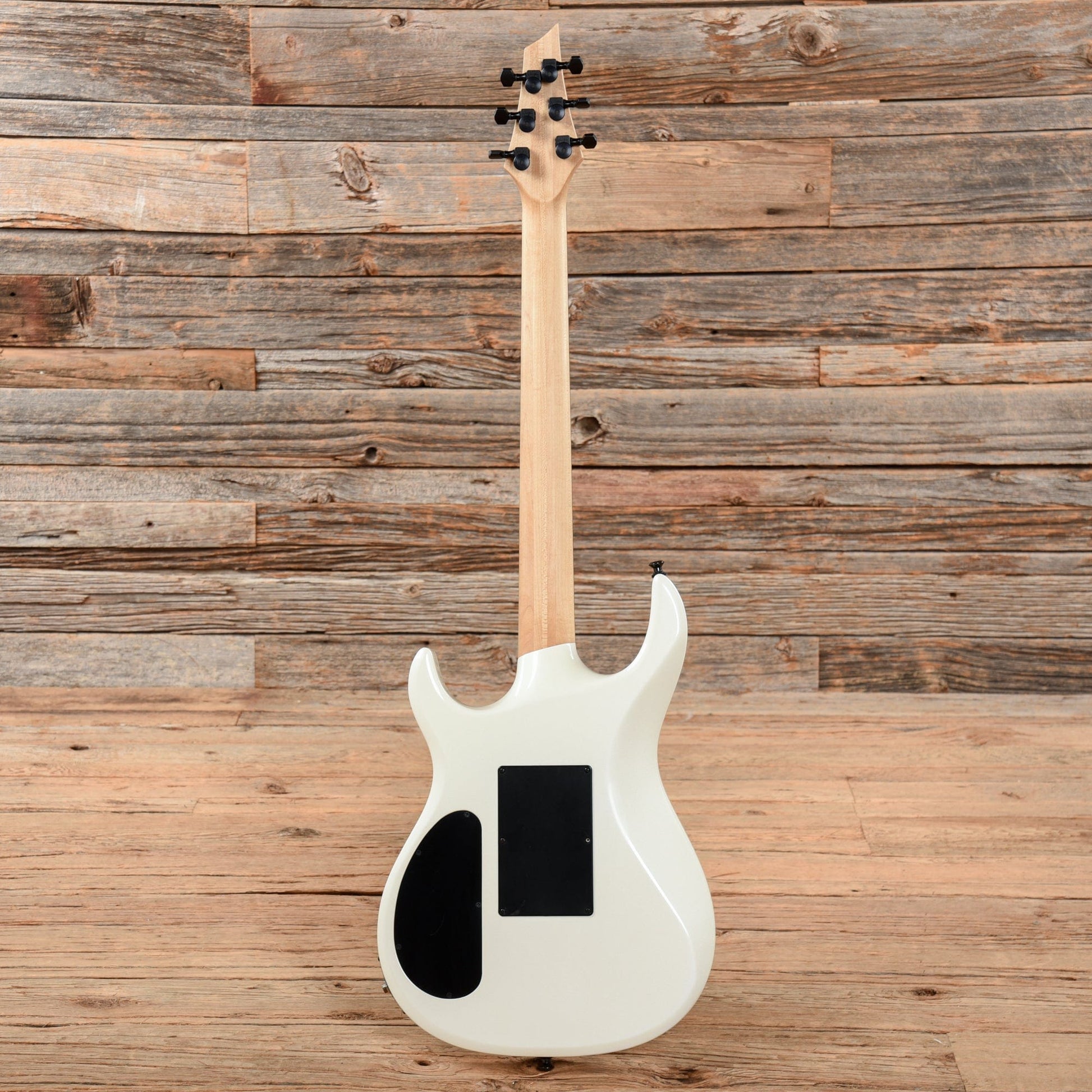 Carvin DC600 Snow White Electric Guitars / Solid Body