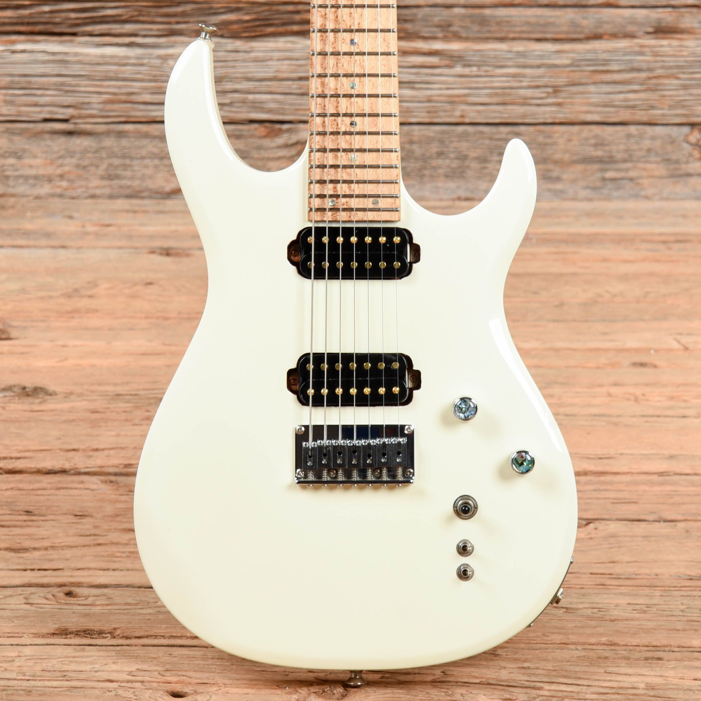 Carvin DC727 White – Chicago Music Exchange