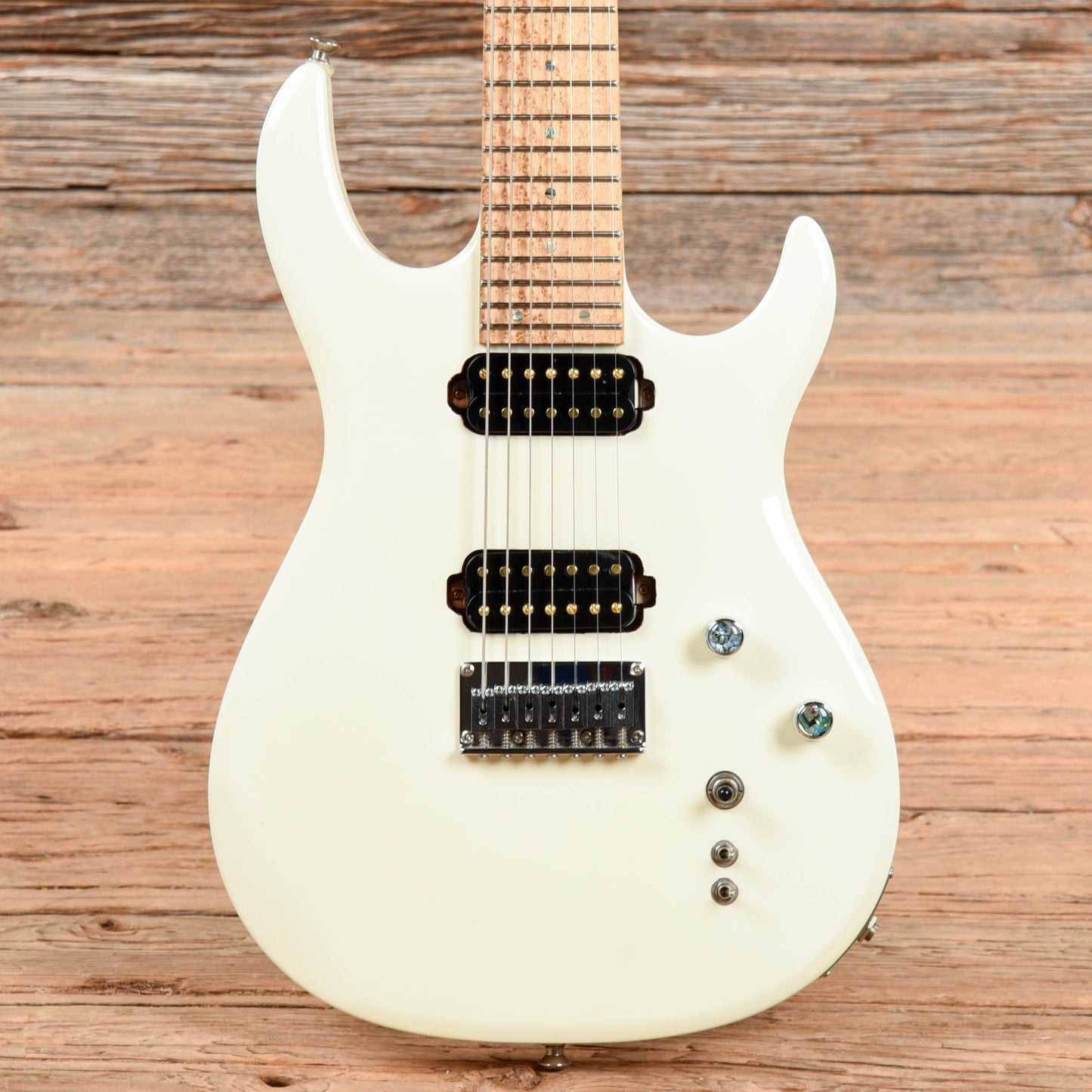 Carvin DC727 White Electric Guitars / Solid Body