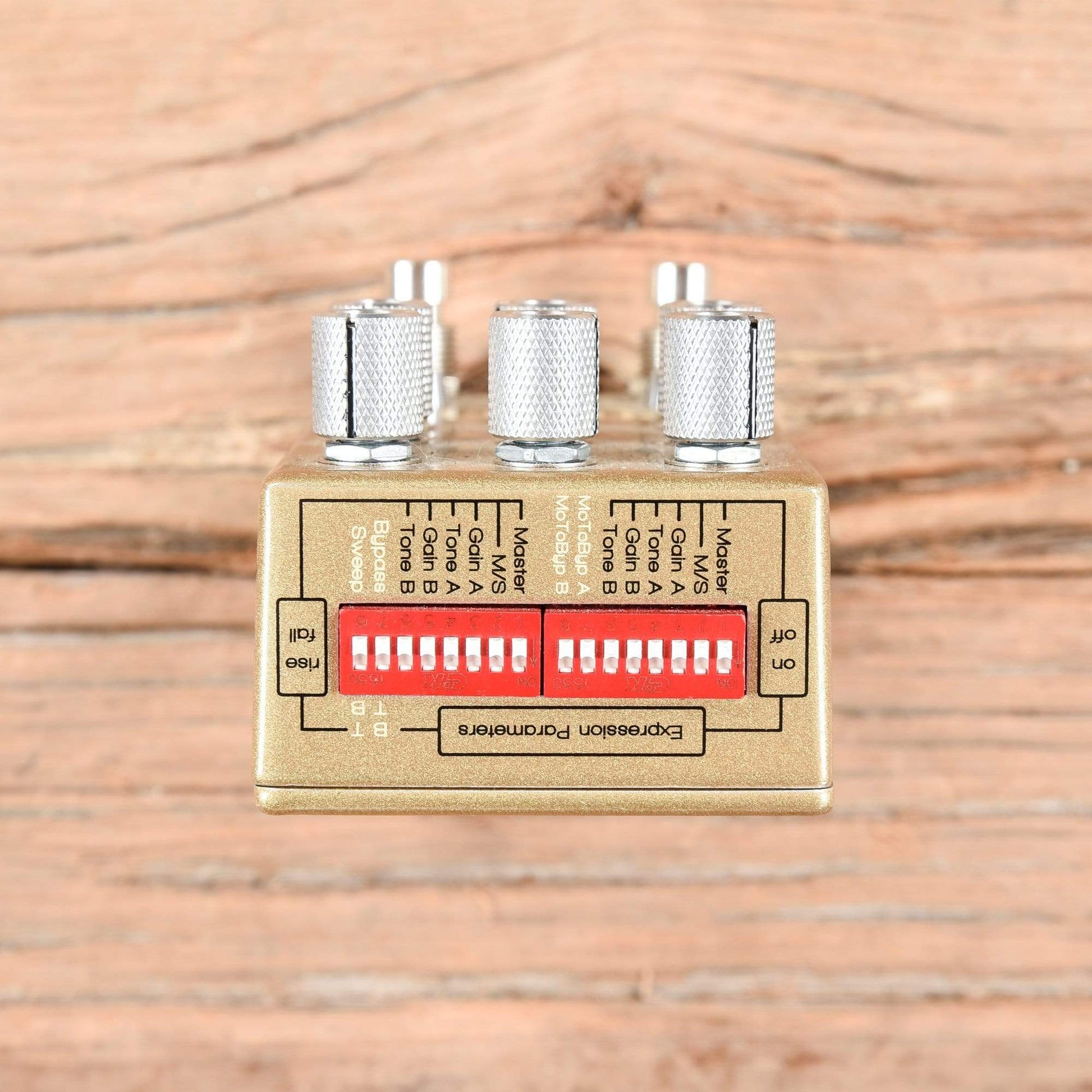 Chase Bliss Brothers Analog Gainstage Effects and Pedals / Overdrive and Boost