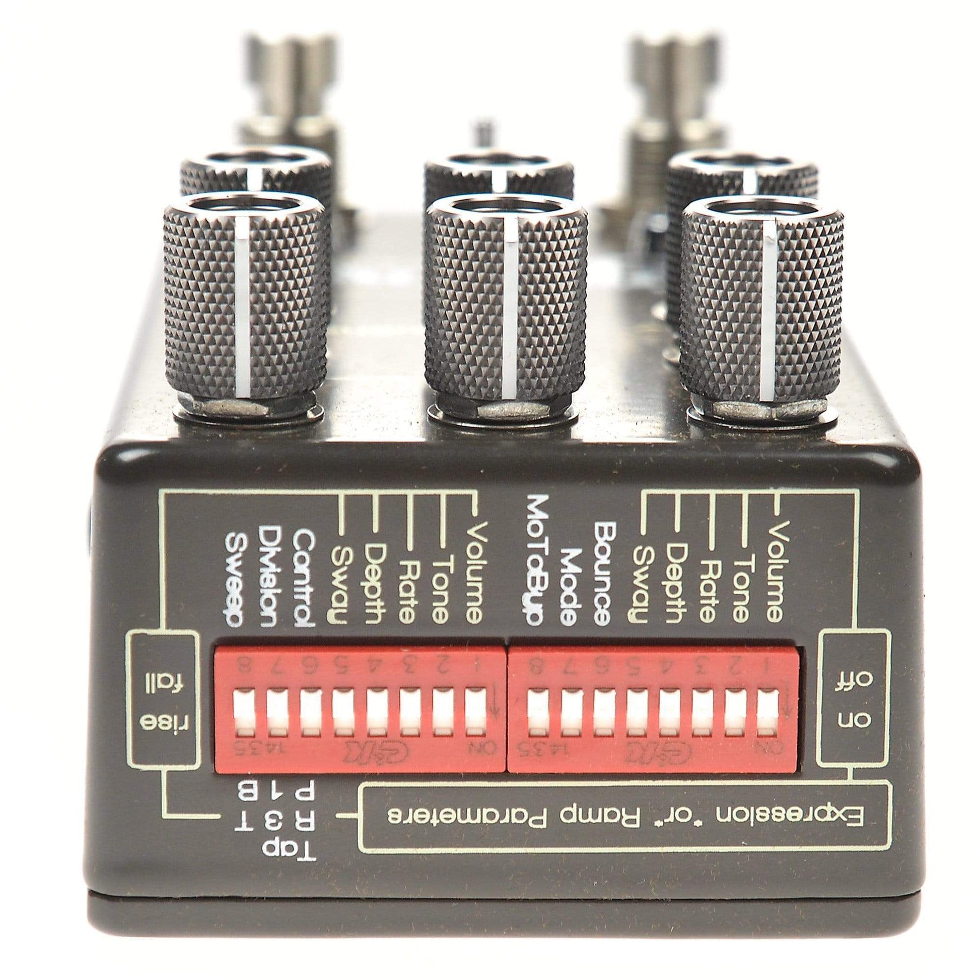 Chase Bliss Audio Gravitas Analog Tremolo Effects and Pedals / Tremolo and Vibrato