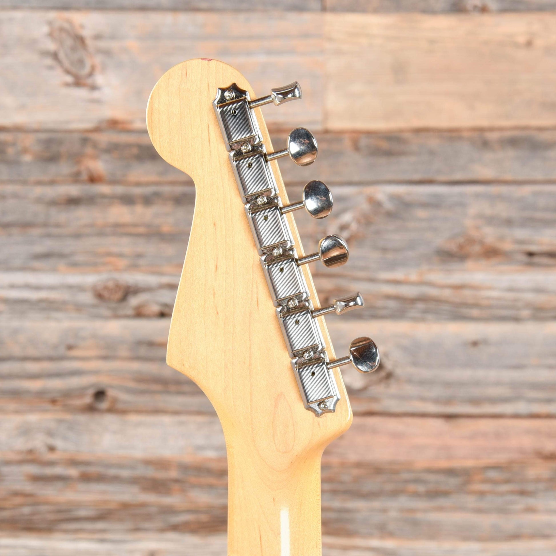 Bottom's Up Vintage White Electric Guitars / Solid Body