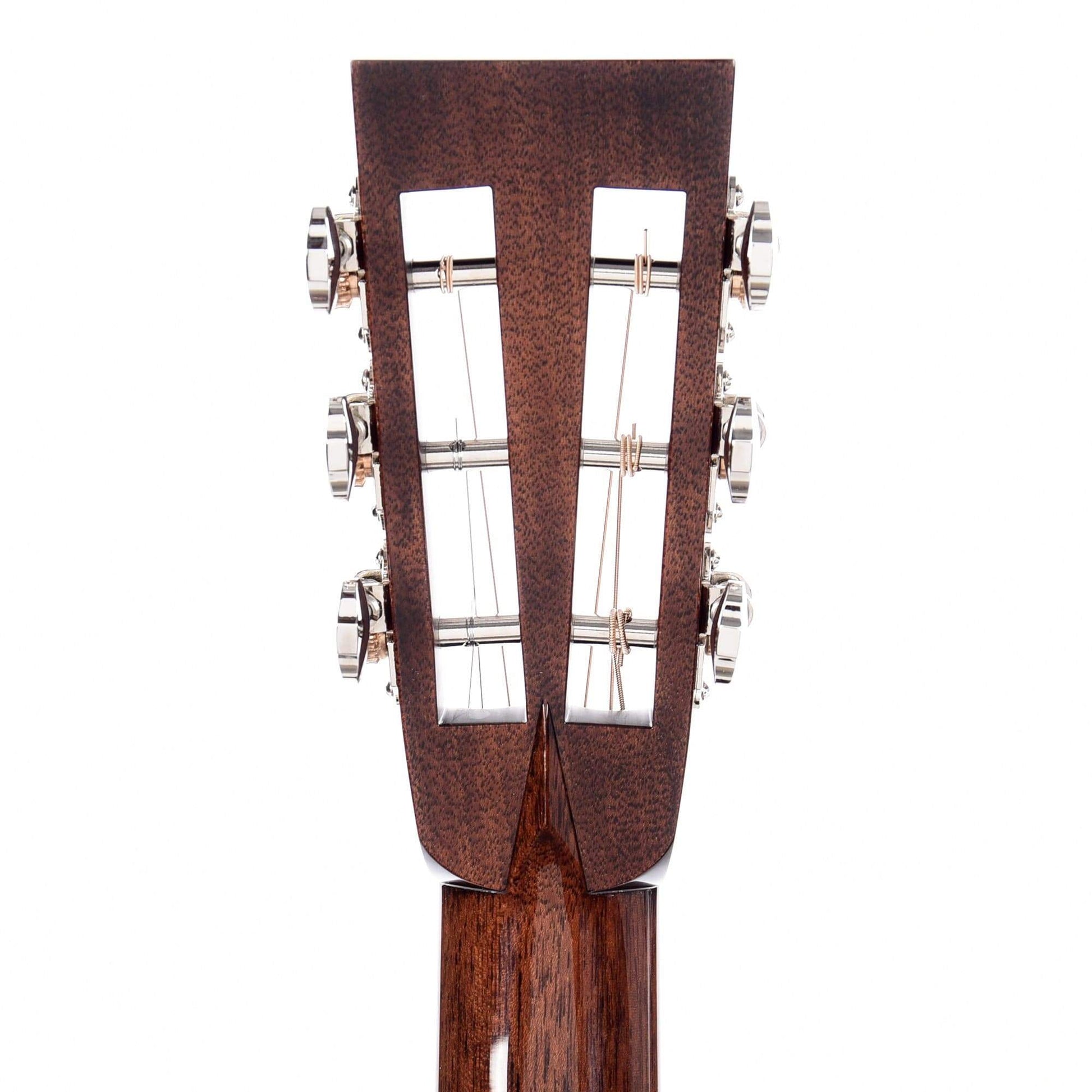 Collings 002H Traditional 12-Fret Sitka/Rosewood Natural w/1 3/4" Nut Acoustic Guitars / Classical