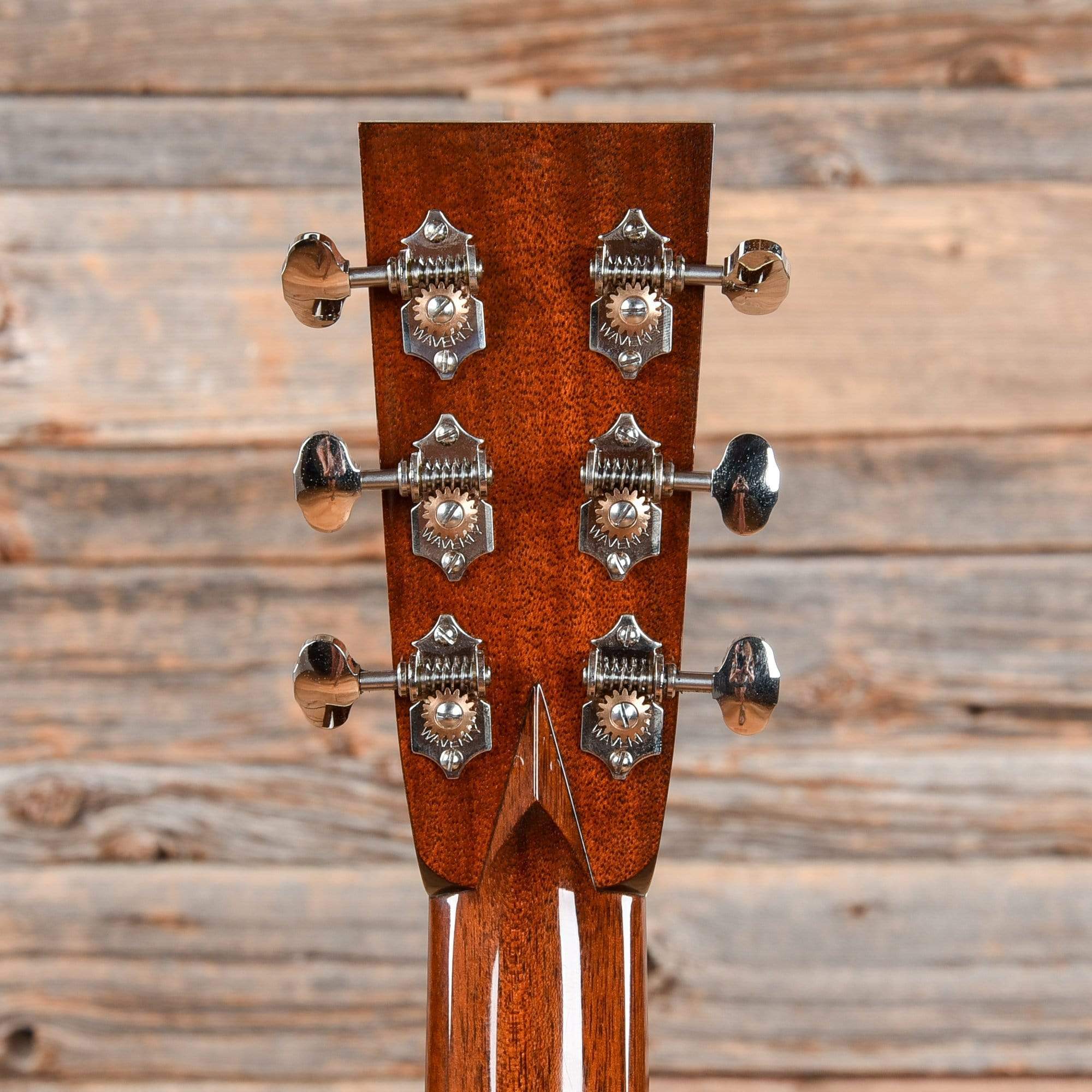 Collings 02H T Sitka/E. Indian Rosewood Natural Acoustic Guitars / OM and Auditorium
