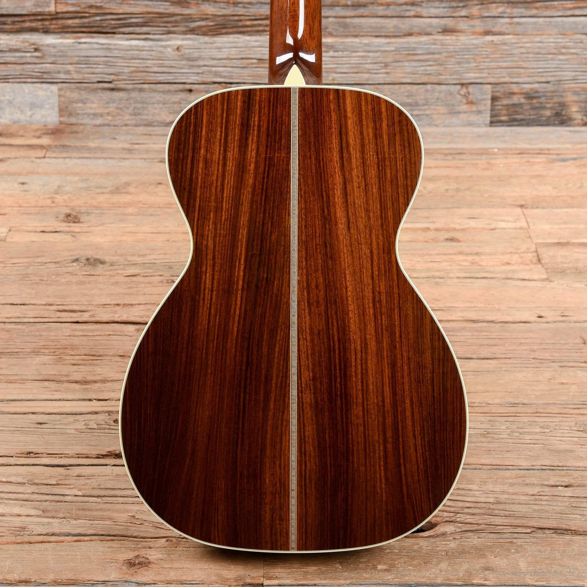 Collings 02H T Sitka/E. Indian Rosewood Natural Acoustic Guitars / OM and Auditorium