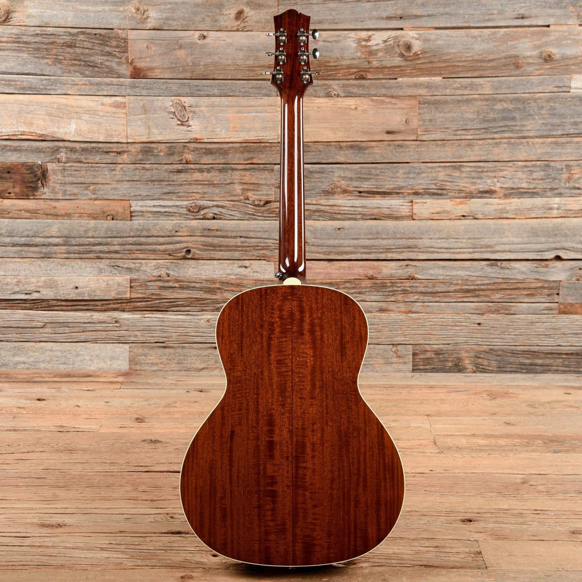 Collings C100 Natural Acoustic Guitars / OM and Auditorium
