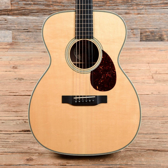 Collings OM2H A VN Vintage Now Natural 2011 Acoustic Guitars / OM and Auditorium