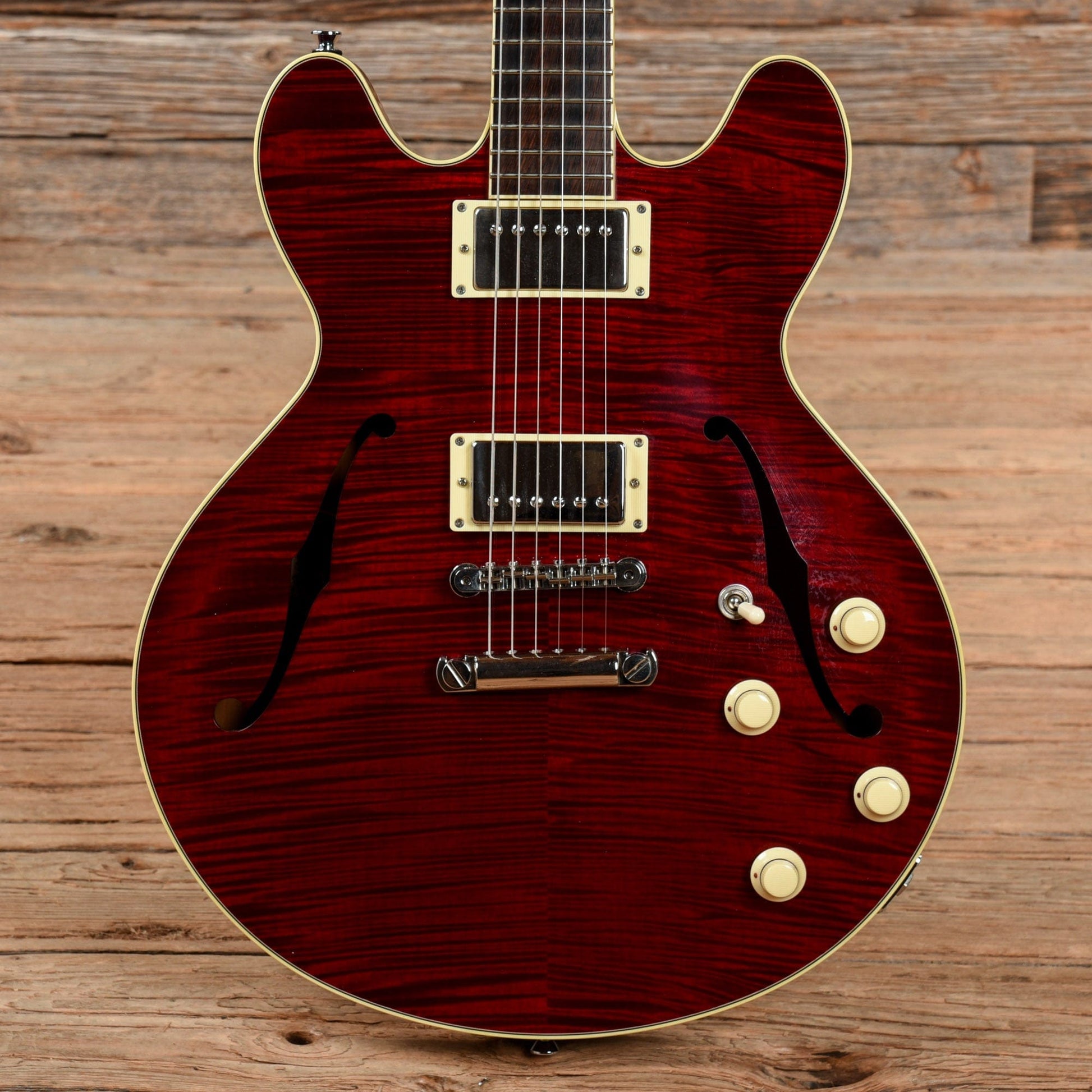 Collings I-35 Deluxe Cherry 2007 Electric Guitars / Semi-Hollow