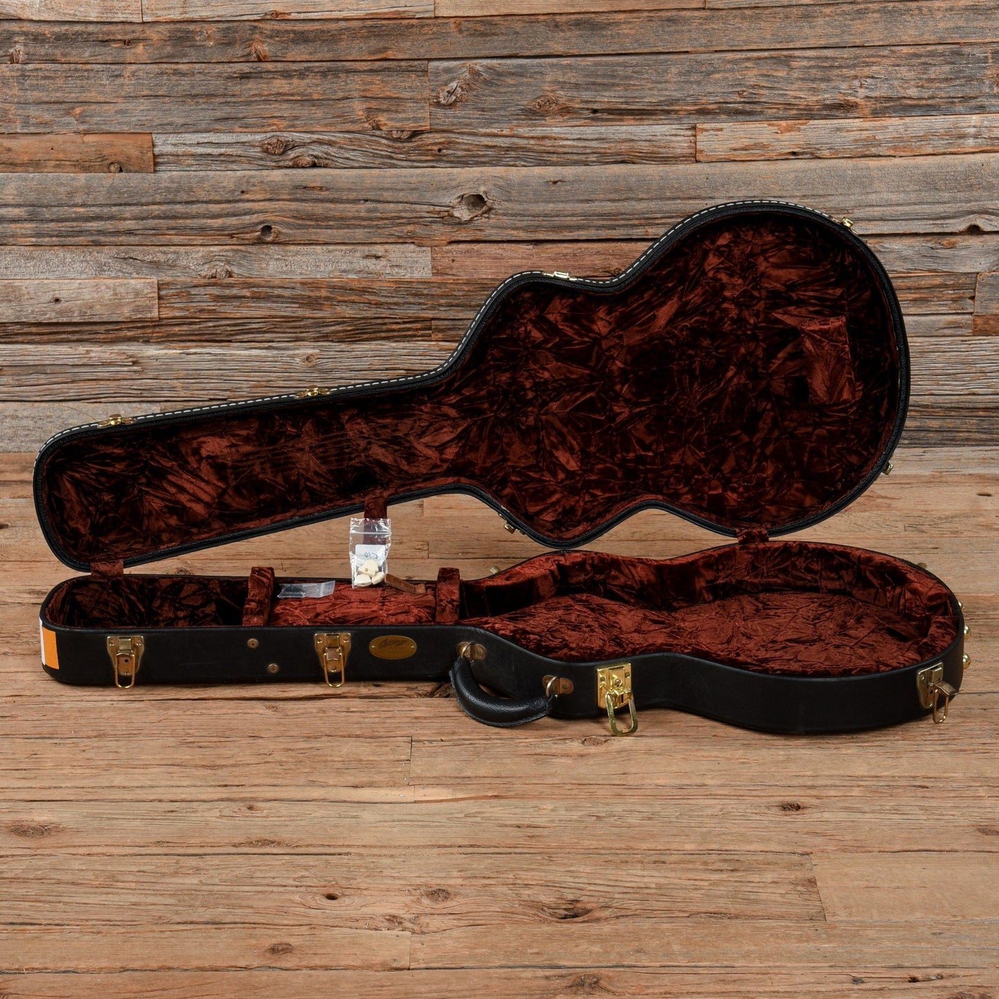 Collings I-35 Deluxe Cherry 2007 Electric Guitars / Semi-Hollow