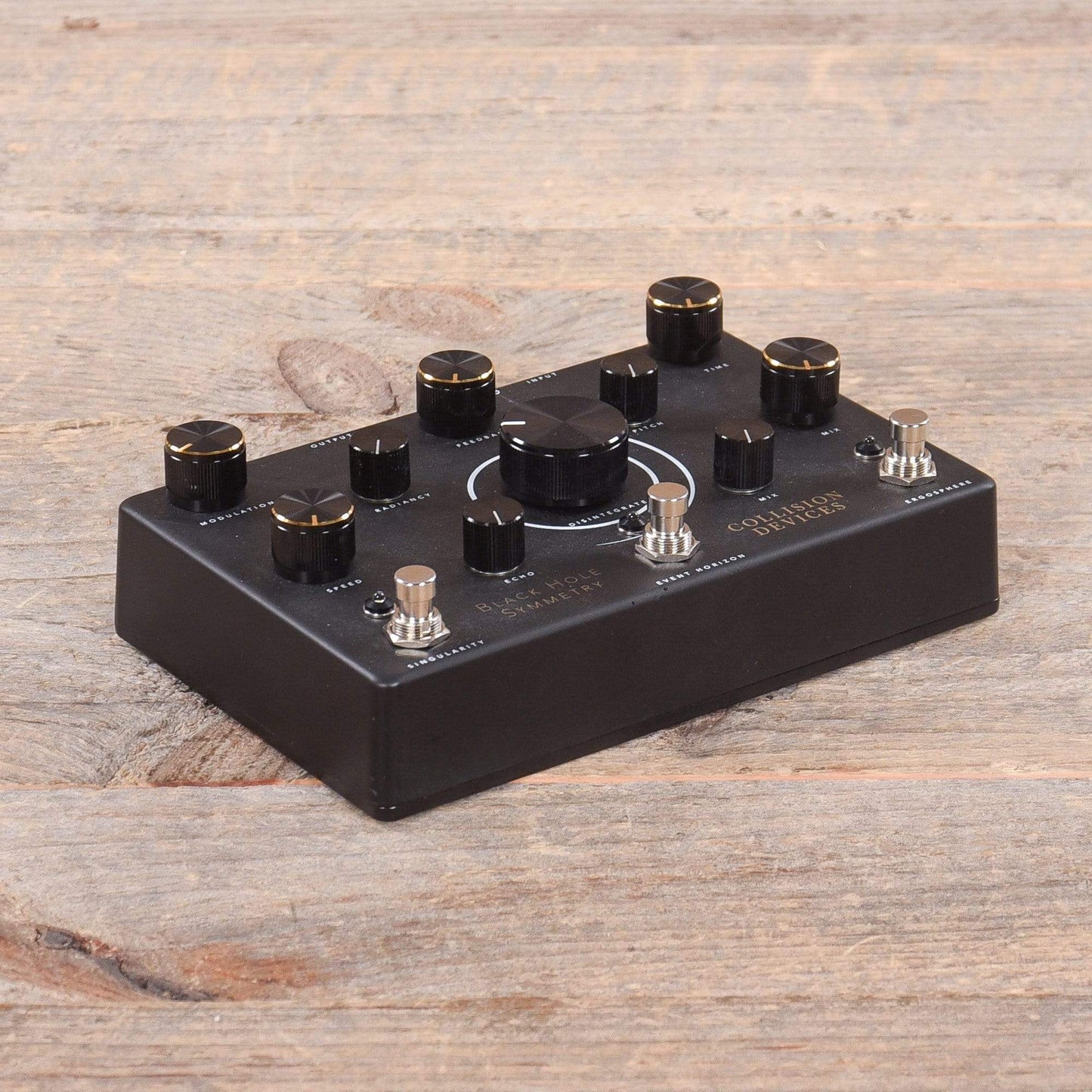 Collision Devices Black Hole Symmetry Delay Reverb Fuzz Effects and Pedals / Delay