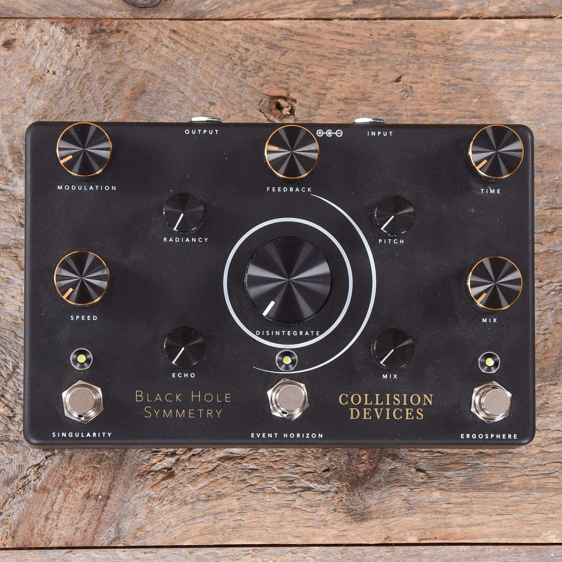 Collision Devices Black Hole Symmetry Delay Reverb Fuzz Effects and Pedals / Delay