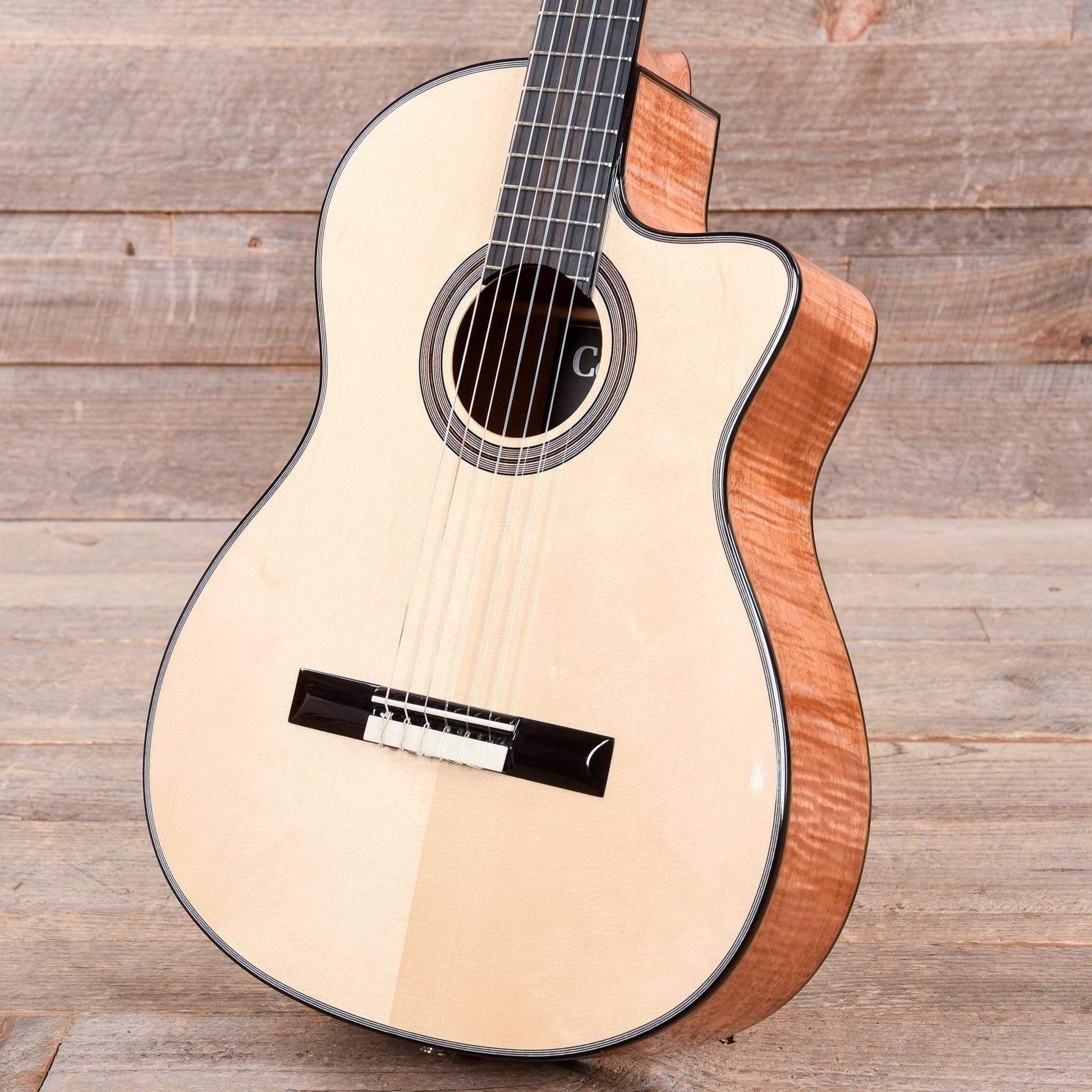 Cordoba Fusion 12 Maple Classical Guitar Acoustic Guitars / Classical