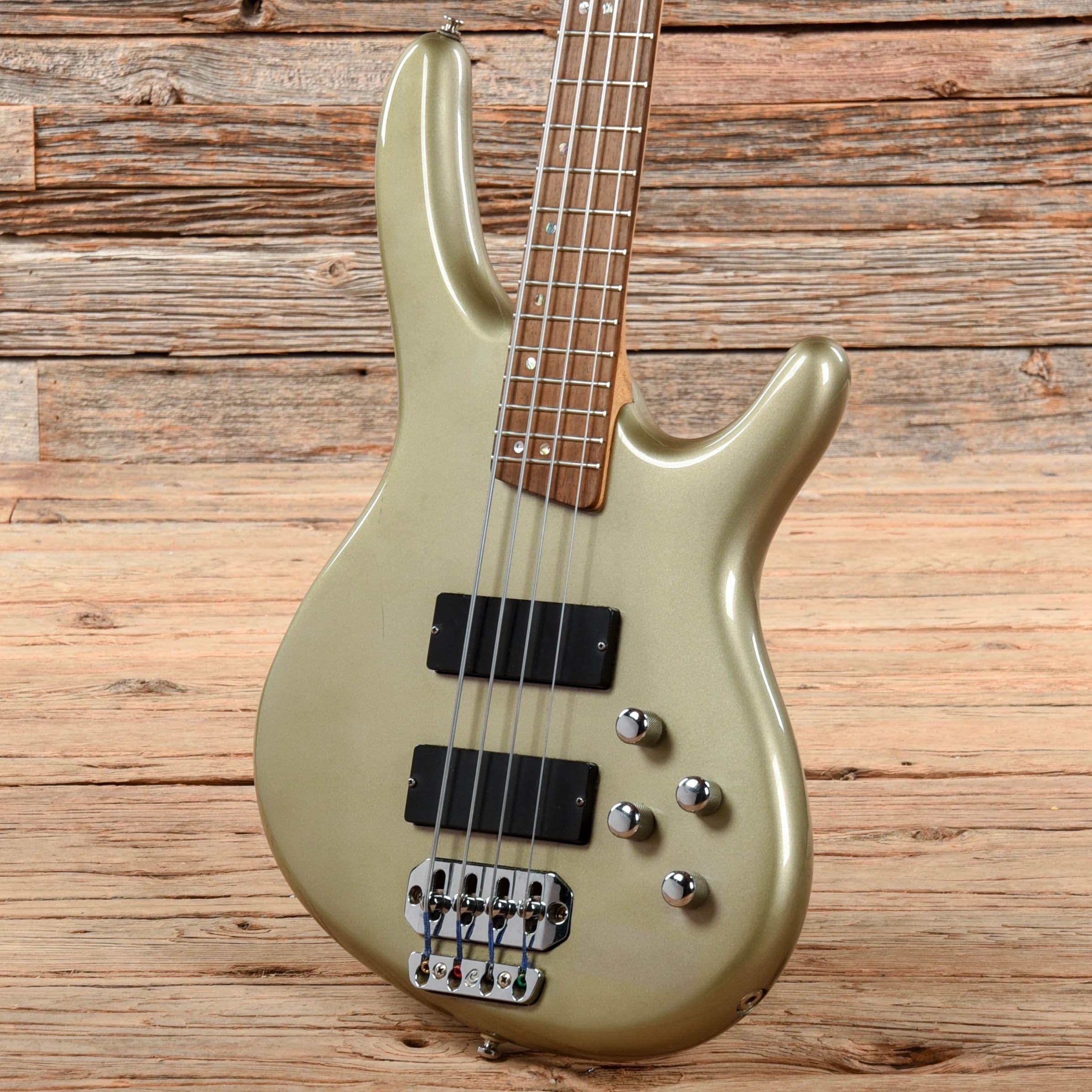Cort C4 Silver Bass Guitars / 4-String