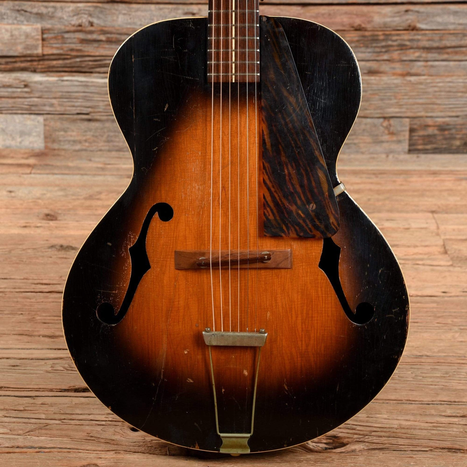 Cromwell G4 Archtop Sunburst 1930s Acoustic Guitars / Archtop