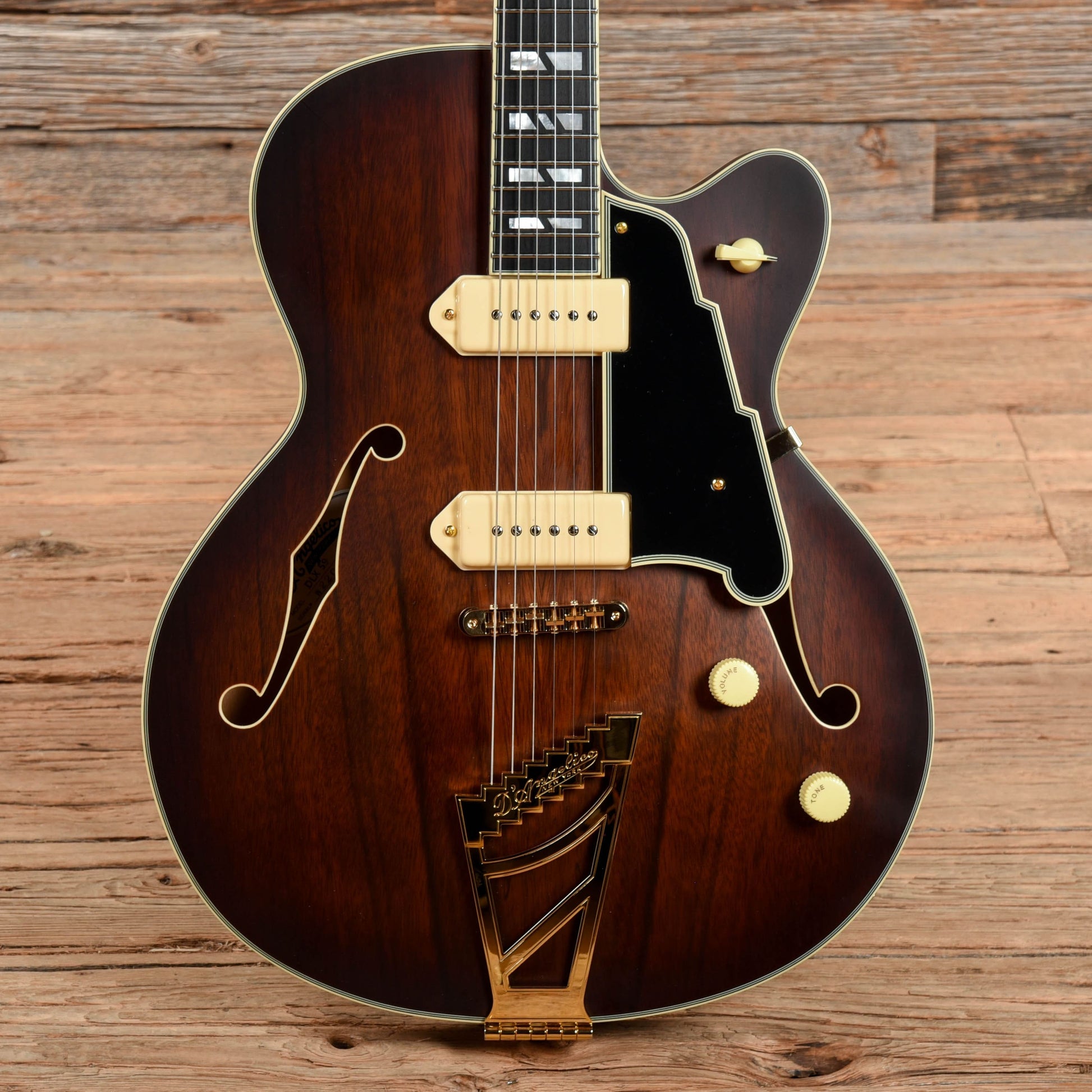 D'Angelico Deluxe 59 with Stairstep Tailpiece Satin Brown Burst 2022 Electric Guitars / Semi-Hollow