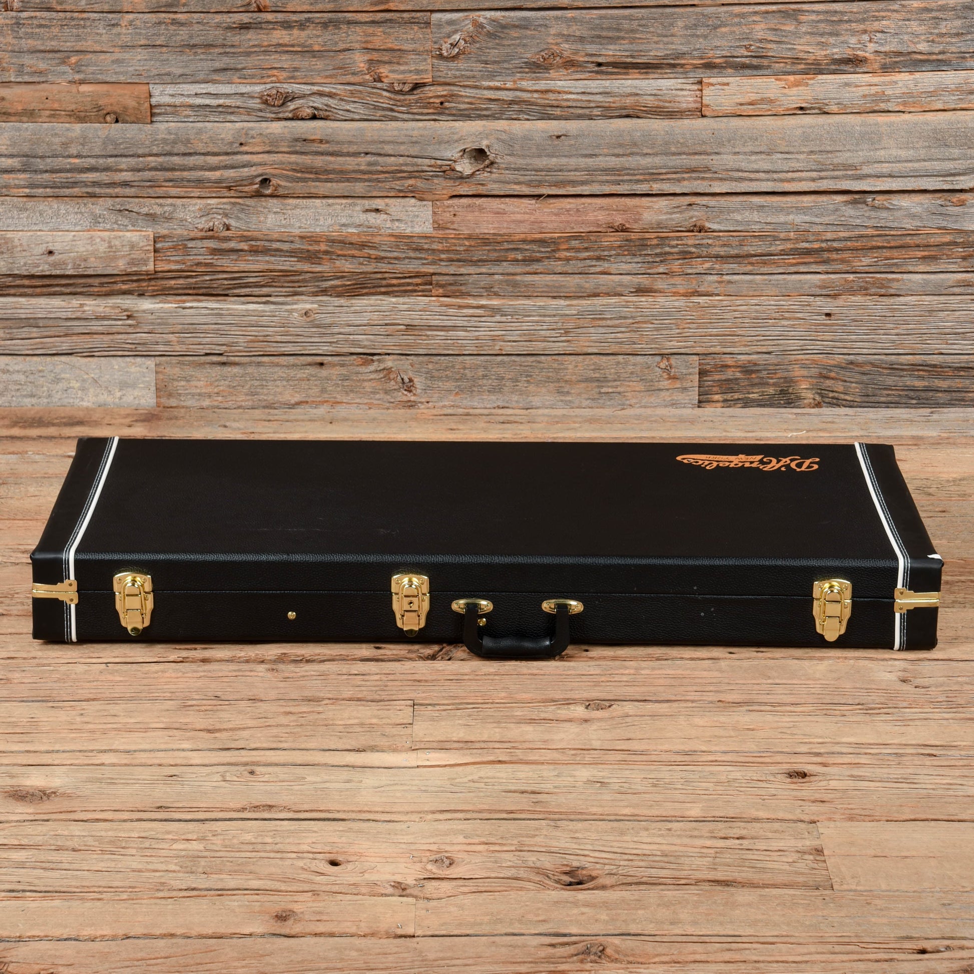 D'Angelico Deluxe Bedford SH HSS White Electric Guitars / Semi-Hollow