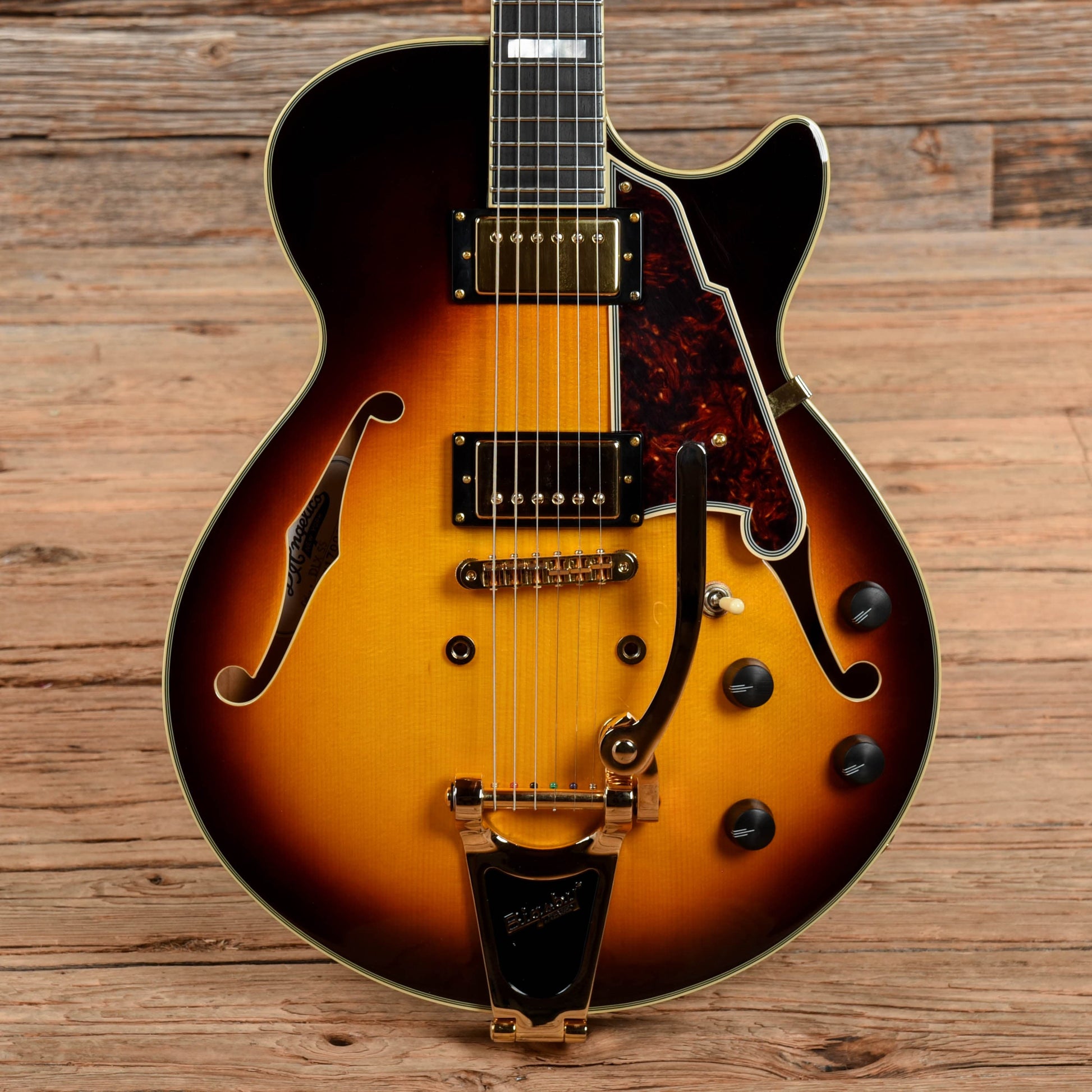 kurt rosenwinkel gear D'Angelico Deluxe SS Kurt Rosenwinkel Signature Semi-Hollow Sunburst – Chicago Music Exchange