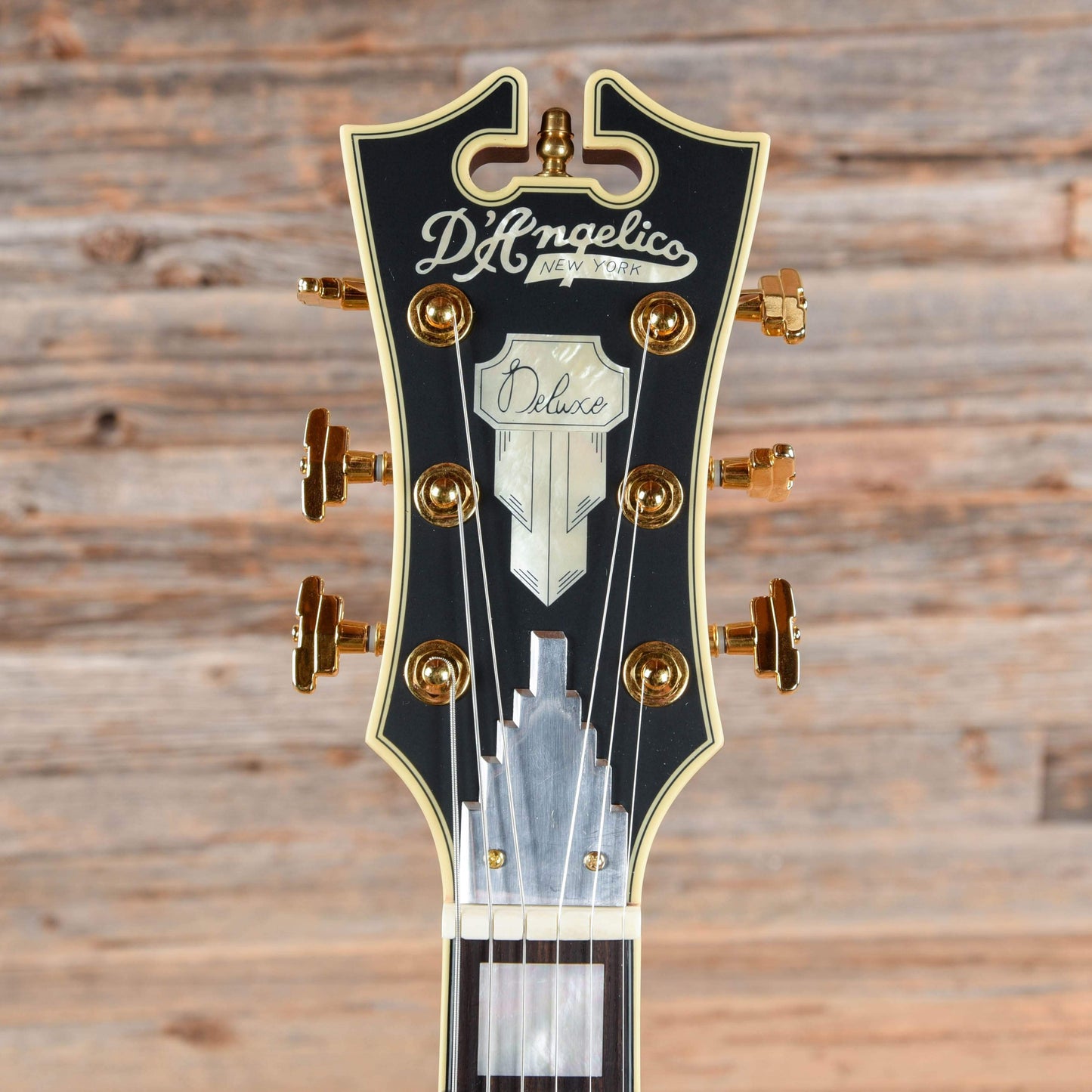 D'Angelico Deluxe SSTP Semi-Hollow Single Cutaway Matte Plum 2017 Electric Guitars / Semi-Hollow
