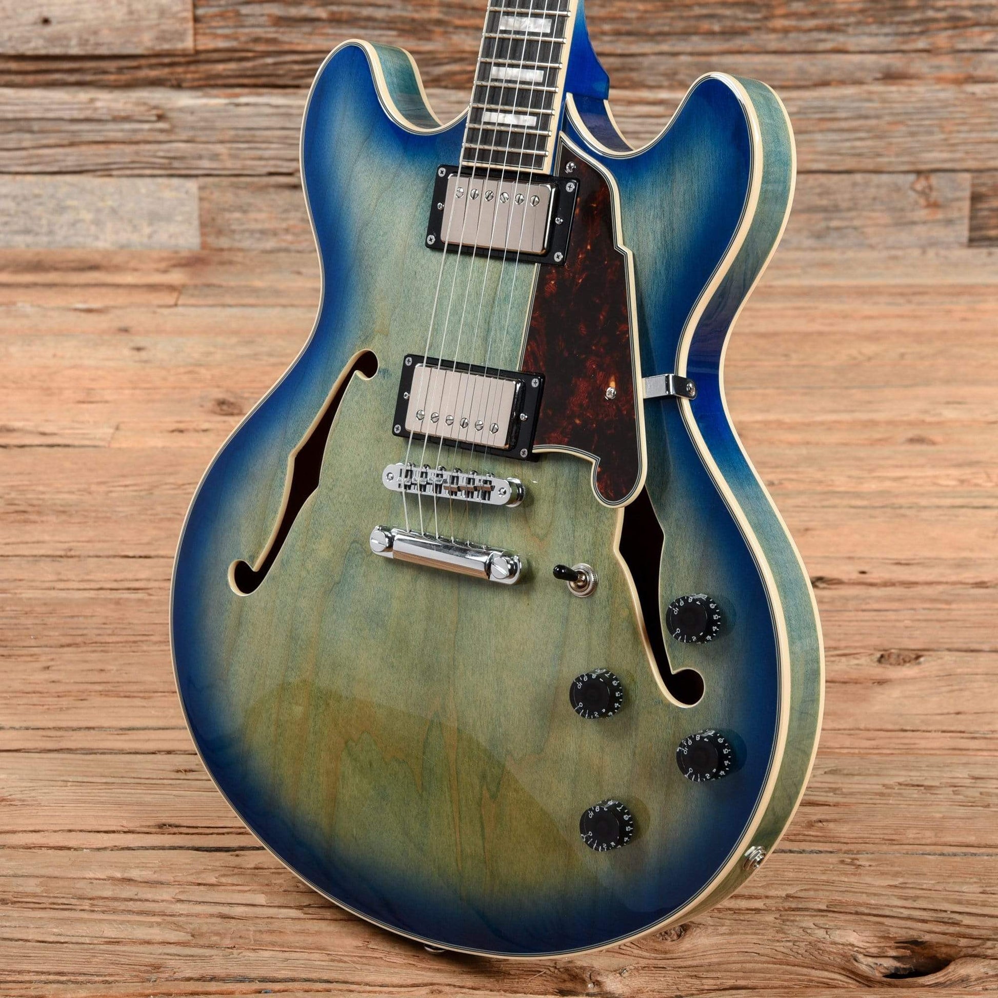 D'Angelico Premier DC Boardwalk Blue Burst 2019 Electric Guitars / Semi-Hollow