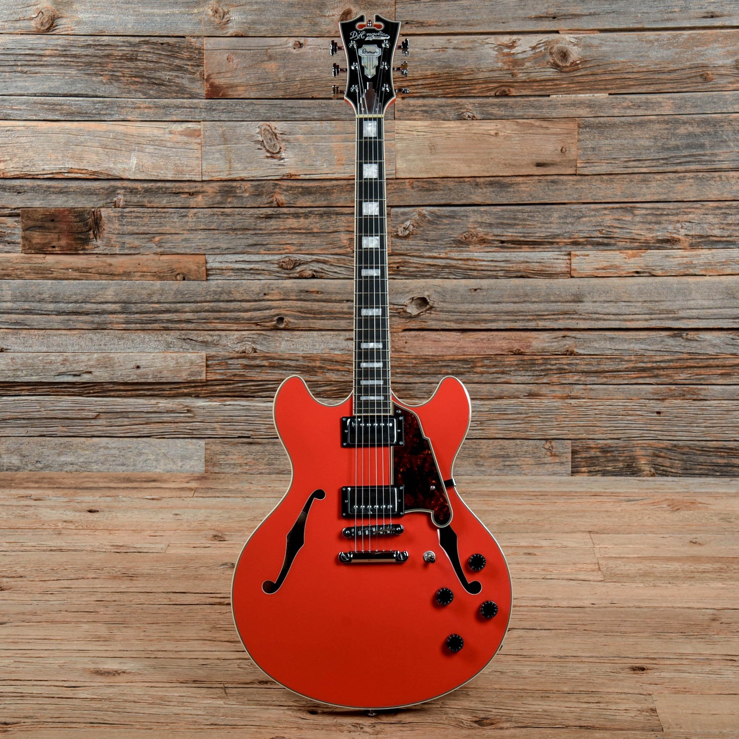 D'Angelico Premier DC Semi-Hollow Double Cutaway with Stop-Bar Tailpiece Fiesta Red Electric Guitars / Semi-Hollow