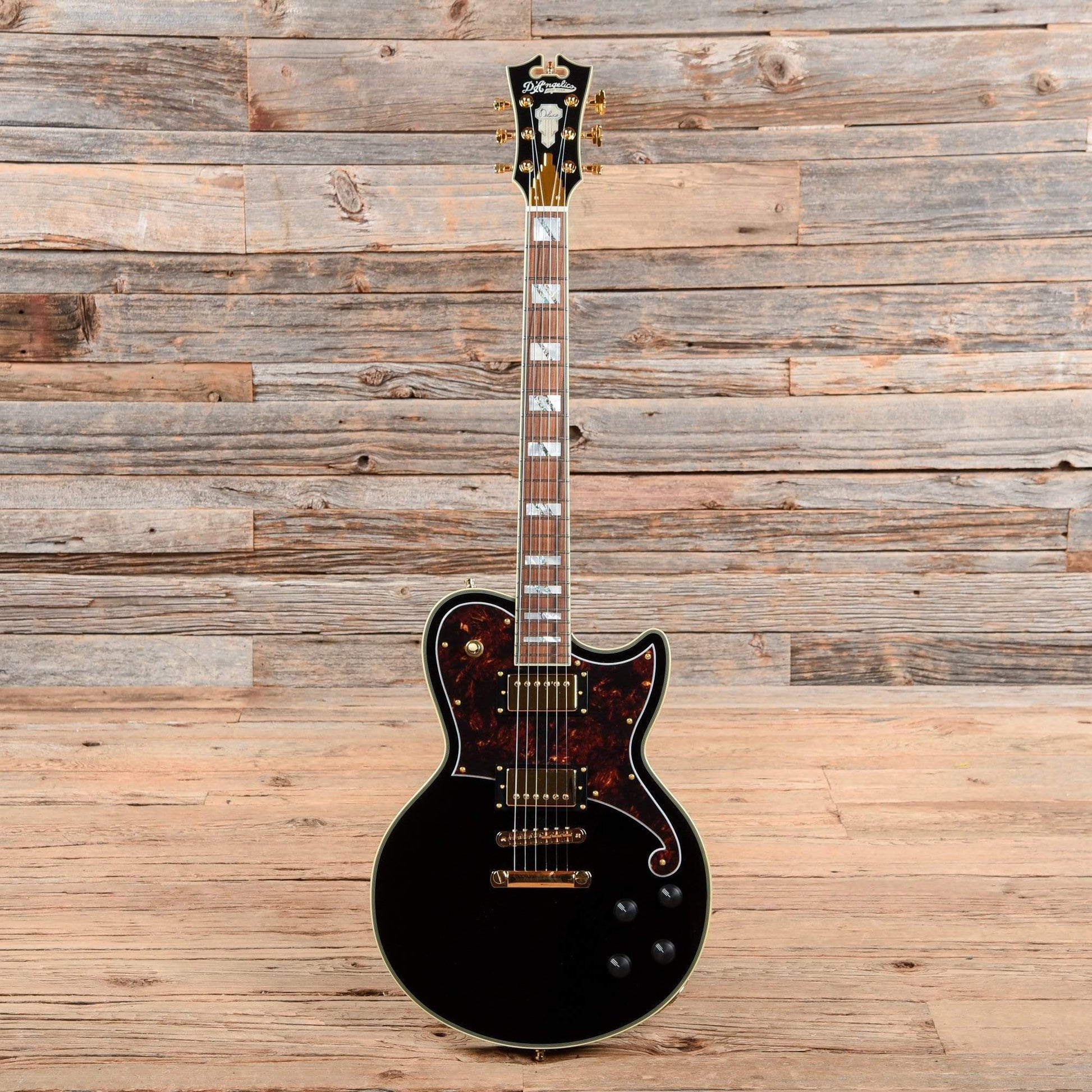 D'Angelico Deluxe Atlantic Black 2019 Electric Guitars / Solid Body