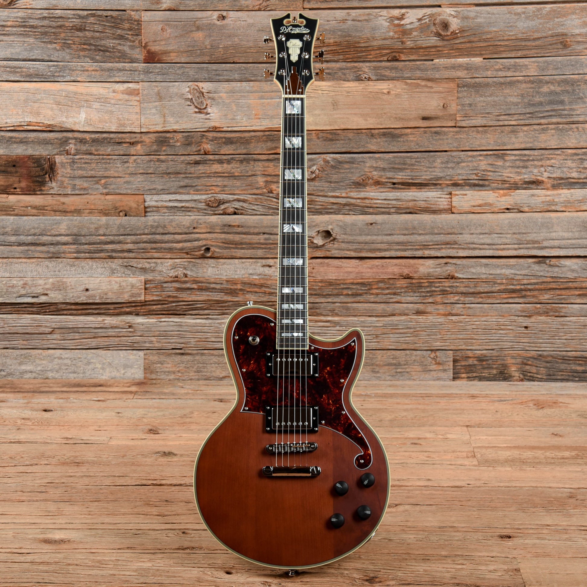 D'Angelico Deluxe Atlantic Single Cutaway HH with Stoptail Natural 2020 Electric Guitars / Solid Body