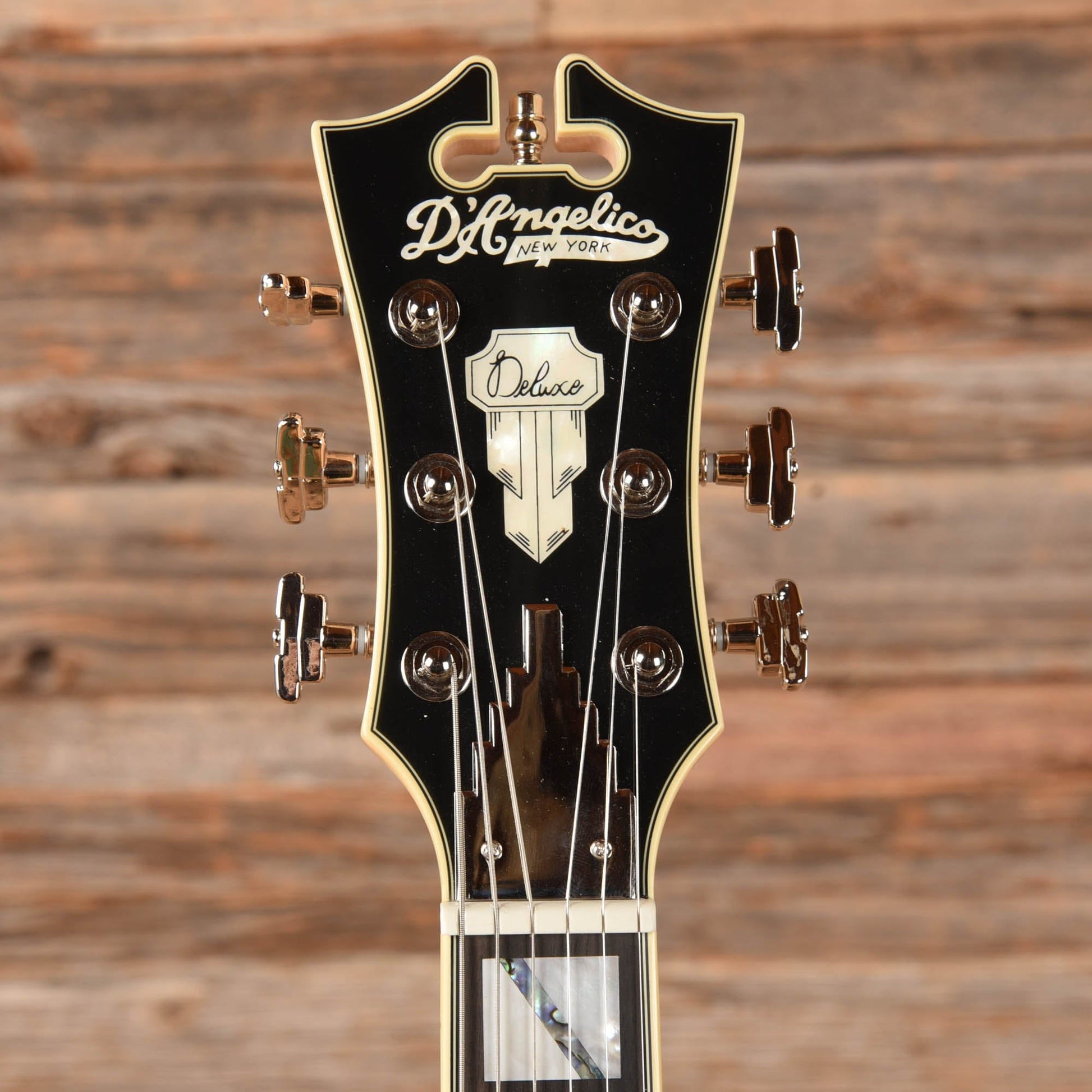 D'Angelico Dluxe Brighton Electric Guitars / Solid Body