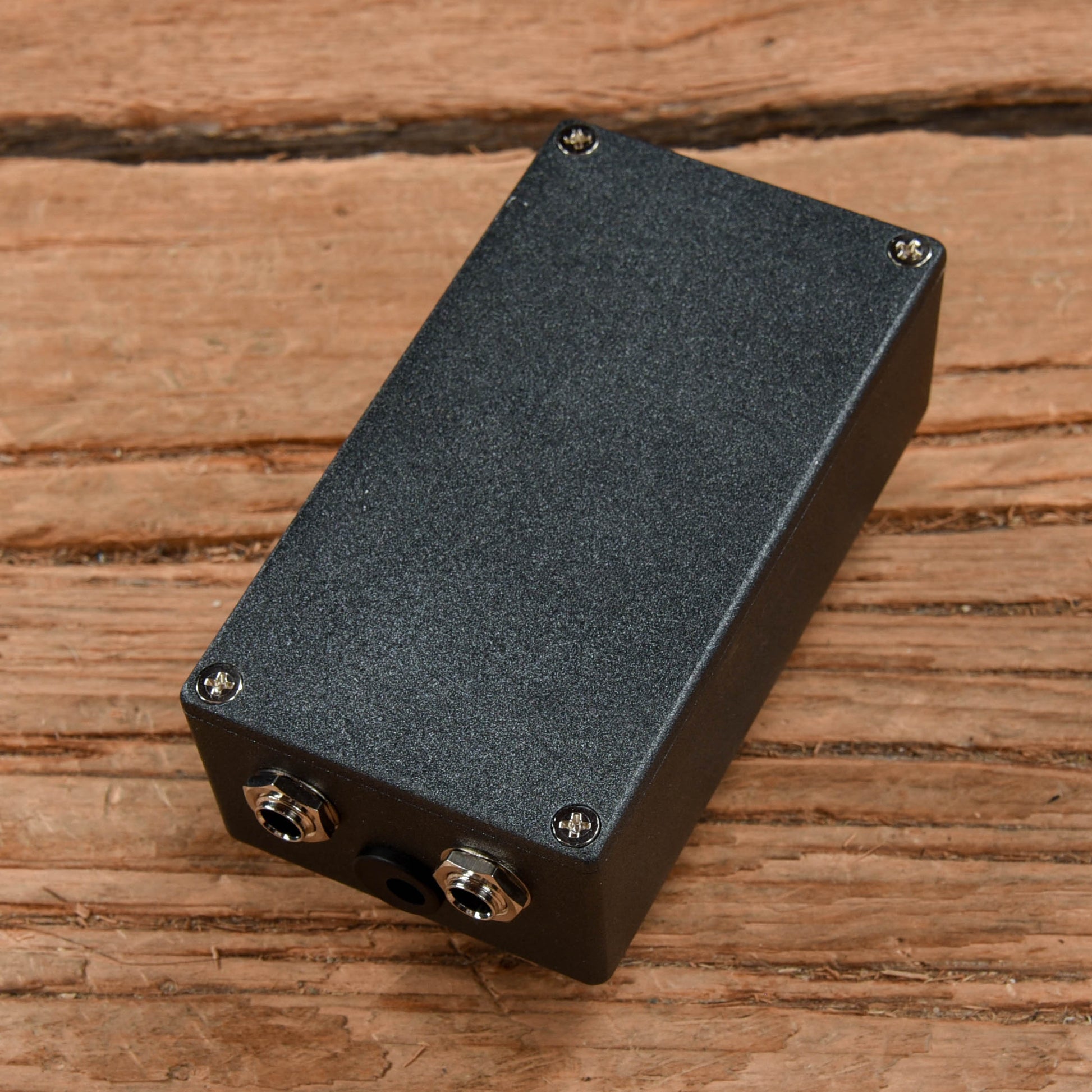 Damnation Audio MBD-2 Mosfet Bass Distortion Pedal Effects and Pedals / Distortion