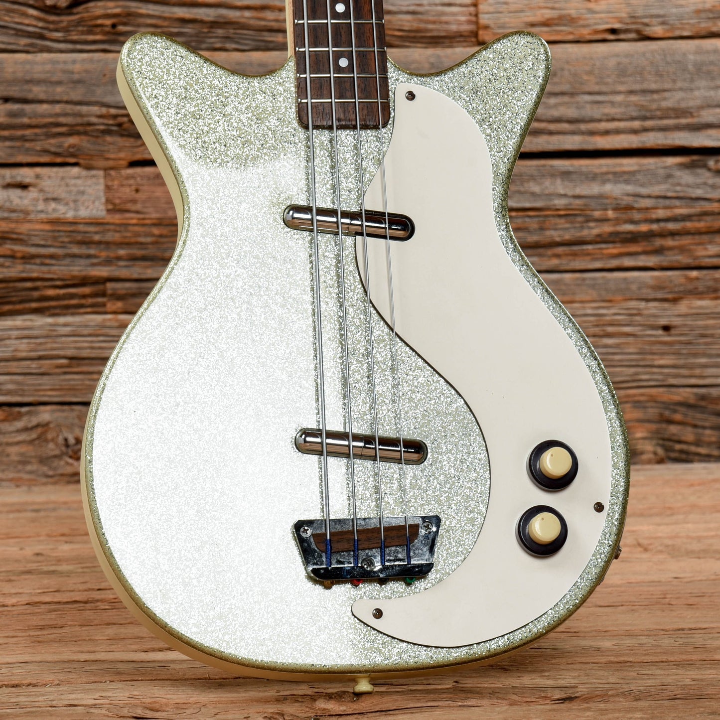 Danelectro DC Bass Silver Sparkle 2003 Bass Guitars / 4-String