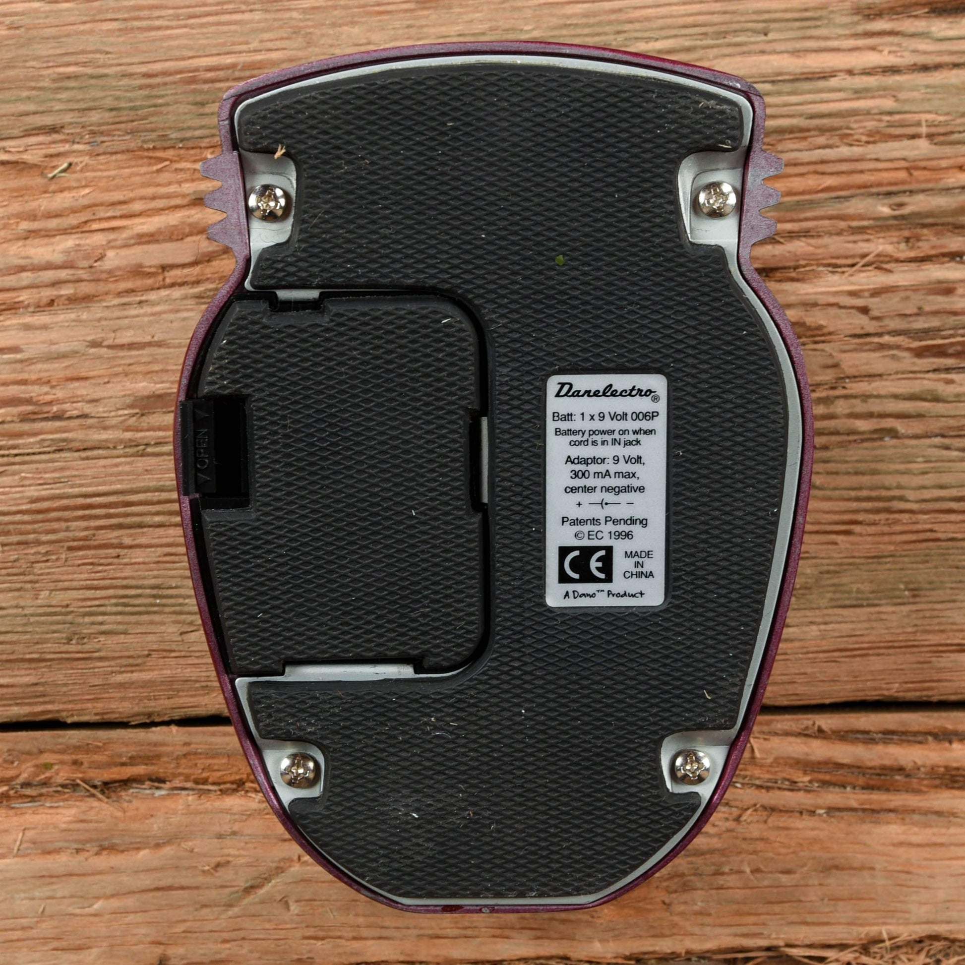 danelectro fab distortion pedal Danelectro Fab Tone Distortion – Chicago Music Exchange