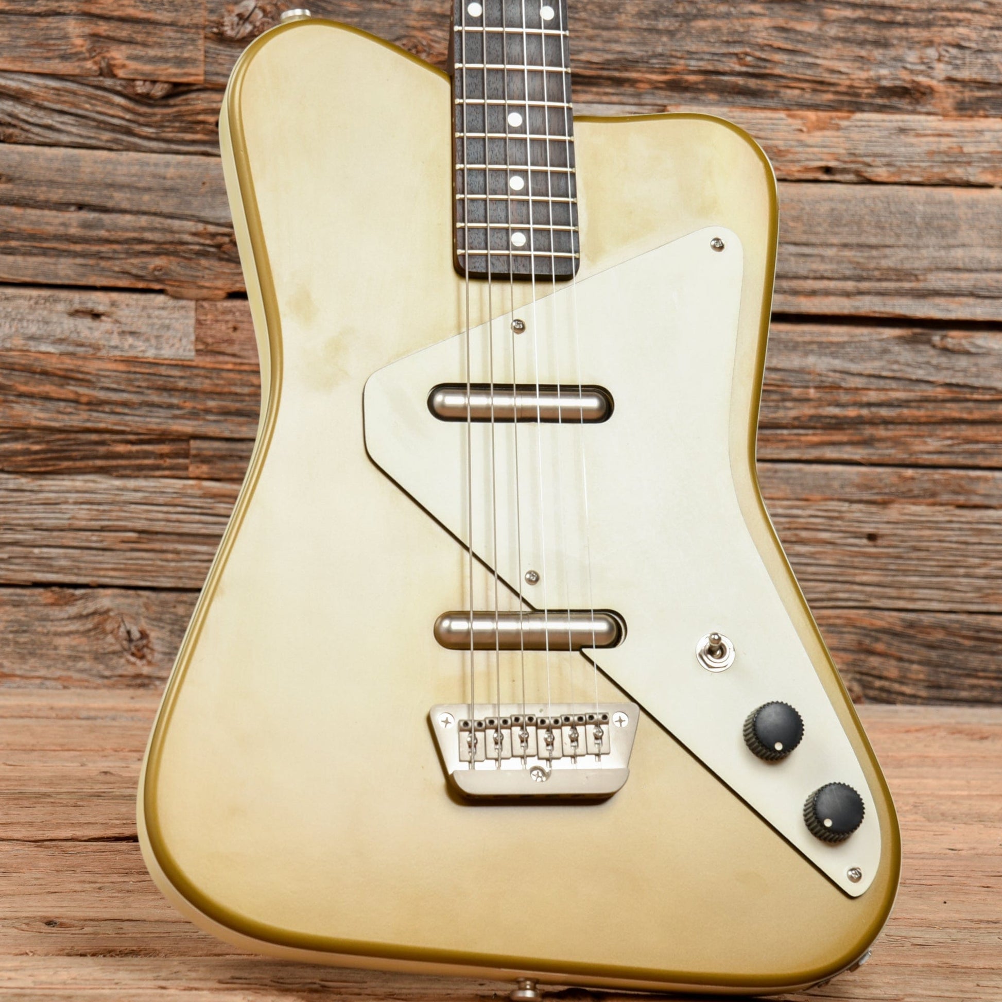 Danelectro Pro Electric Guitars / Semi-Hollow