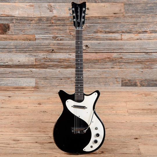 Danelectro 4011 Hand Vibrato Single Pickup Black 1964 Electric Guitars / Solid Body