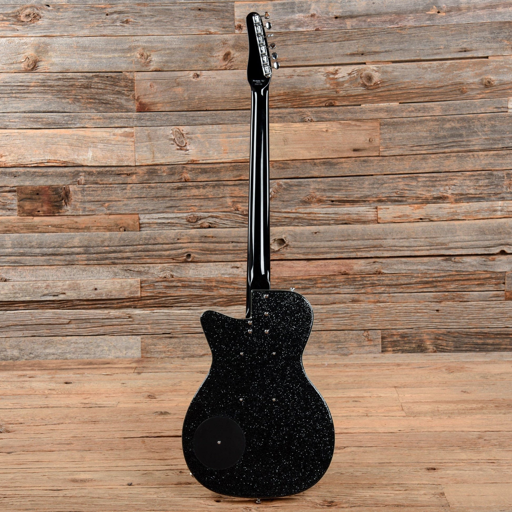 Danelectro '56 Baritone Black Electric Guitars / Solid Body