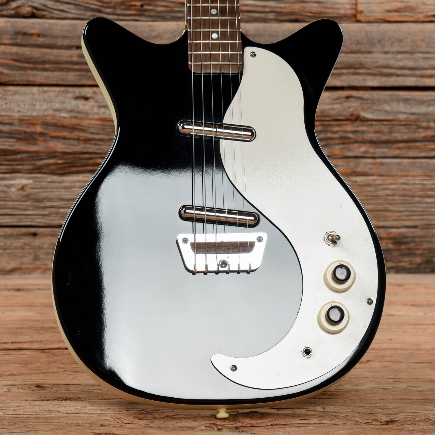 Danelectro Black Black Electric Guitars / Solid Body