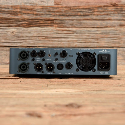 Darkglass Alpha-Omega 900 900-Watt Bass Head Amps / Bass Heads