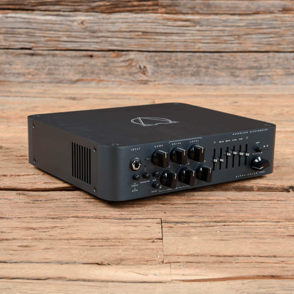 Darkglass Alpha Omega 900 Head Amps / Bass Heads