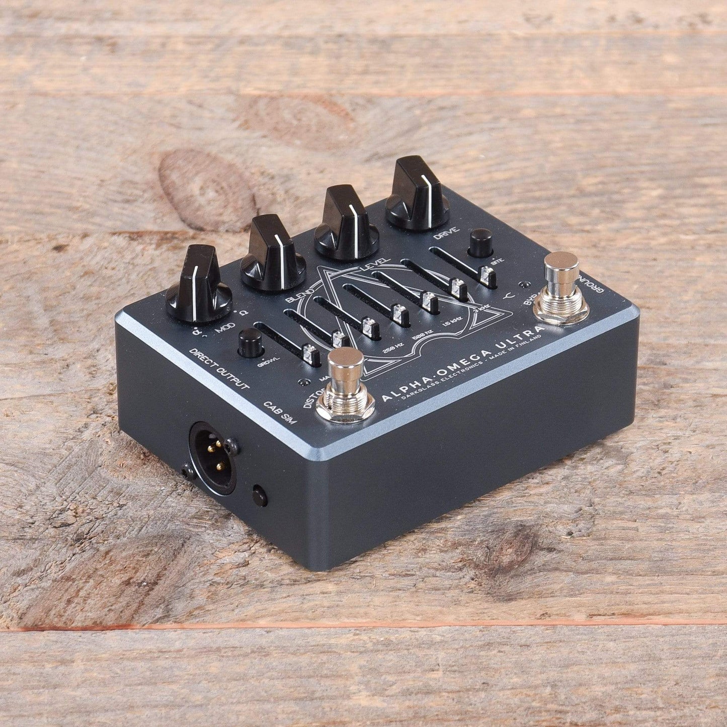 Darkglass Alpha Omega Ultra Effects and Pedals / Bass Pedals